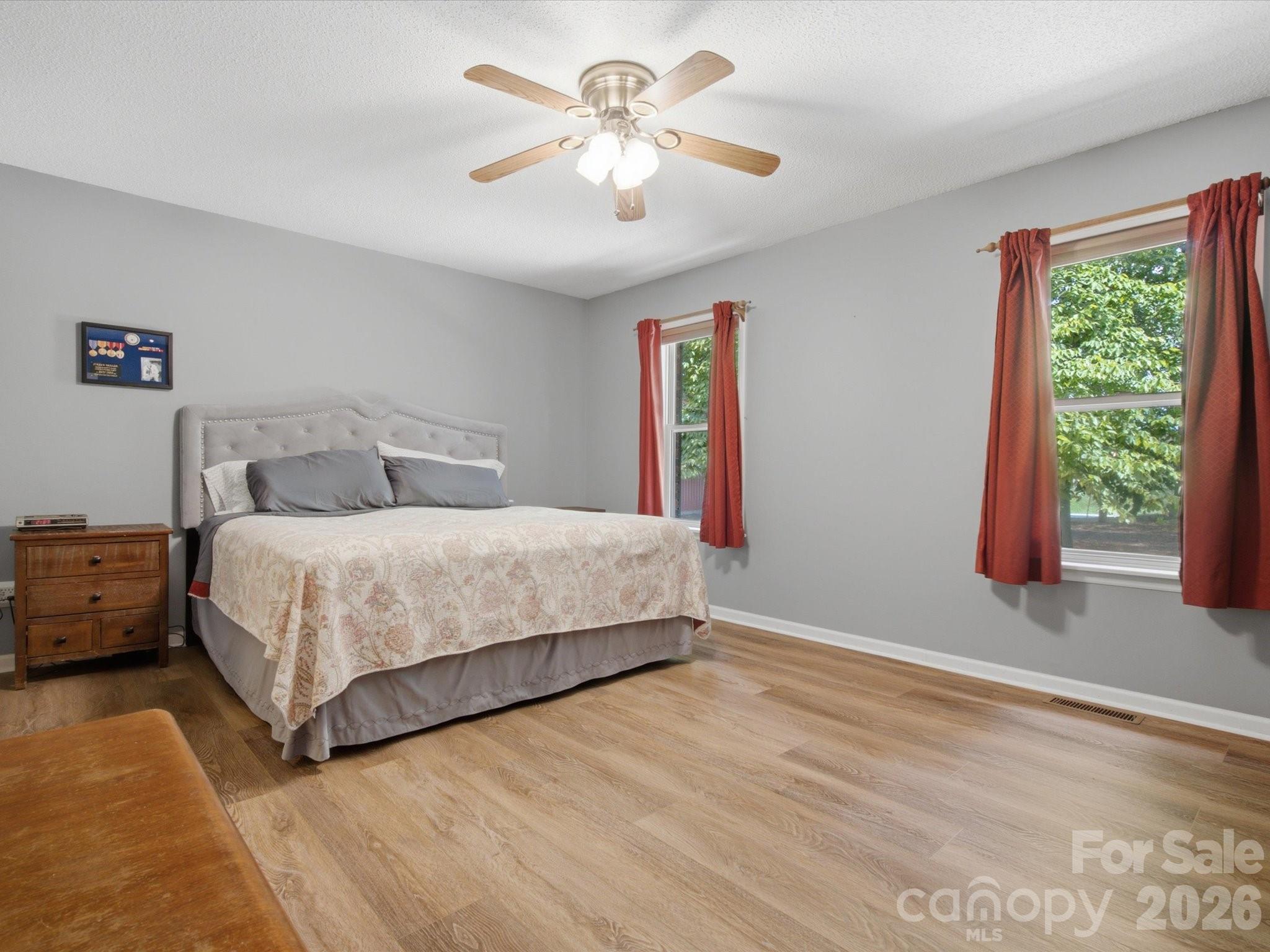 Single Family Residence at 155 S Grandview Road, Clover, photo 7 of 48