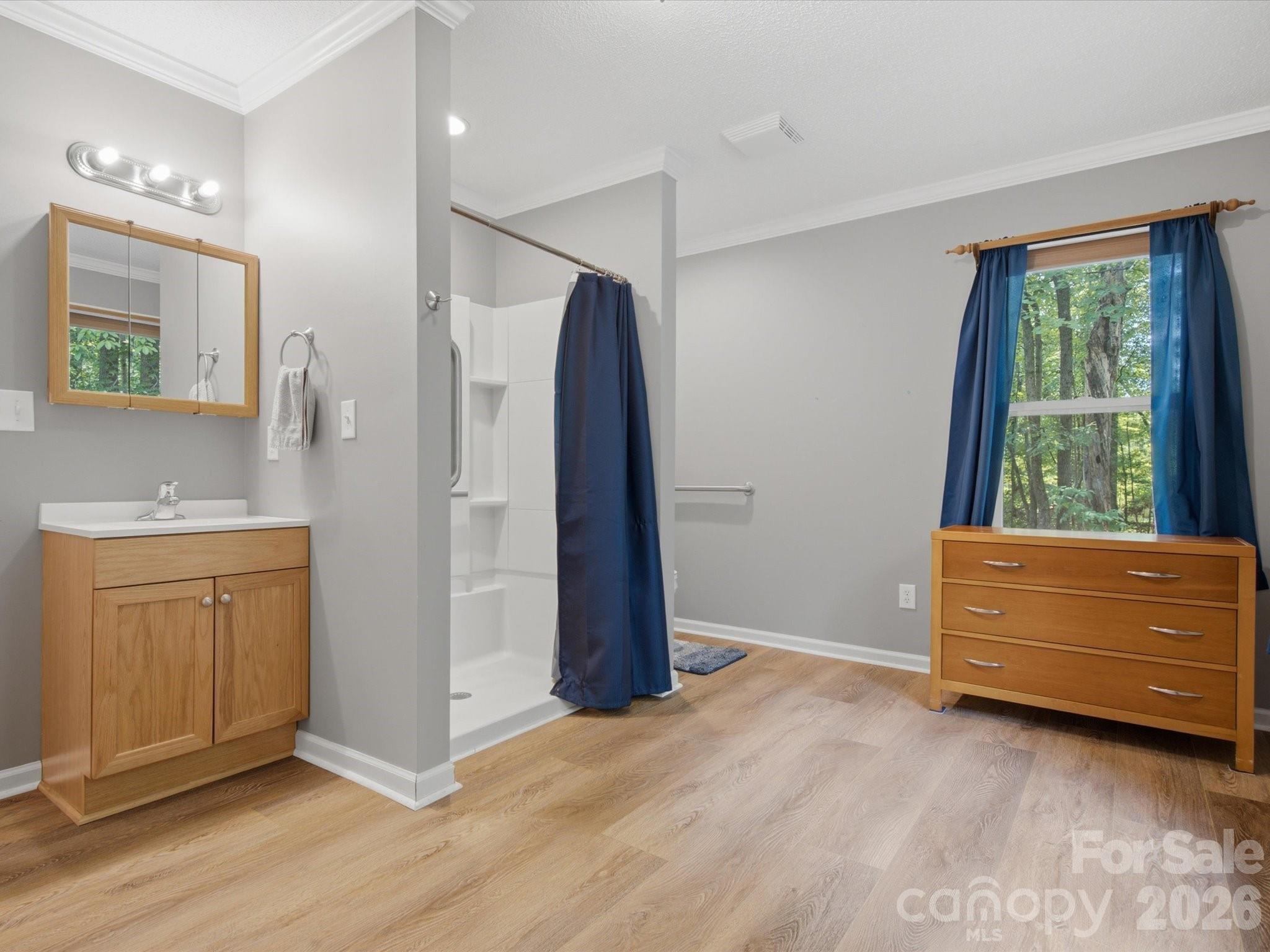 Single Family Residence at 155 S Grandview Road, Clover, photo 21 of 48
