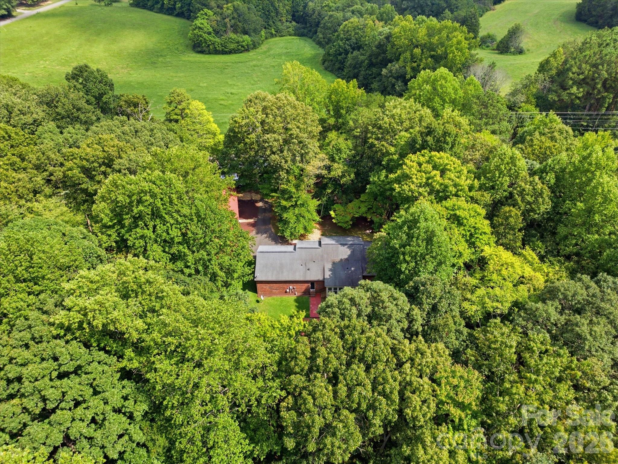 Single Family Residence at 155 S Grandview Road, Clover, photo 43 of 48