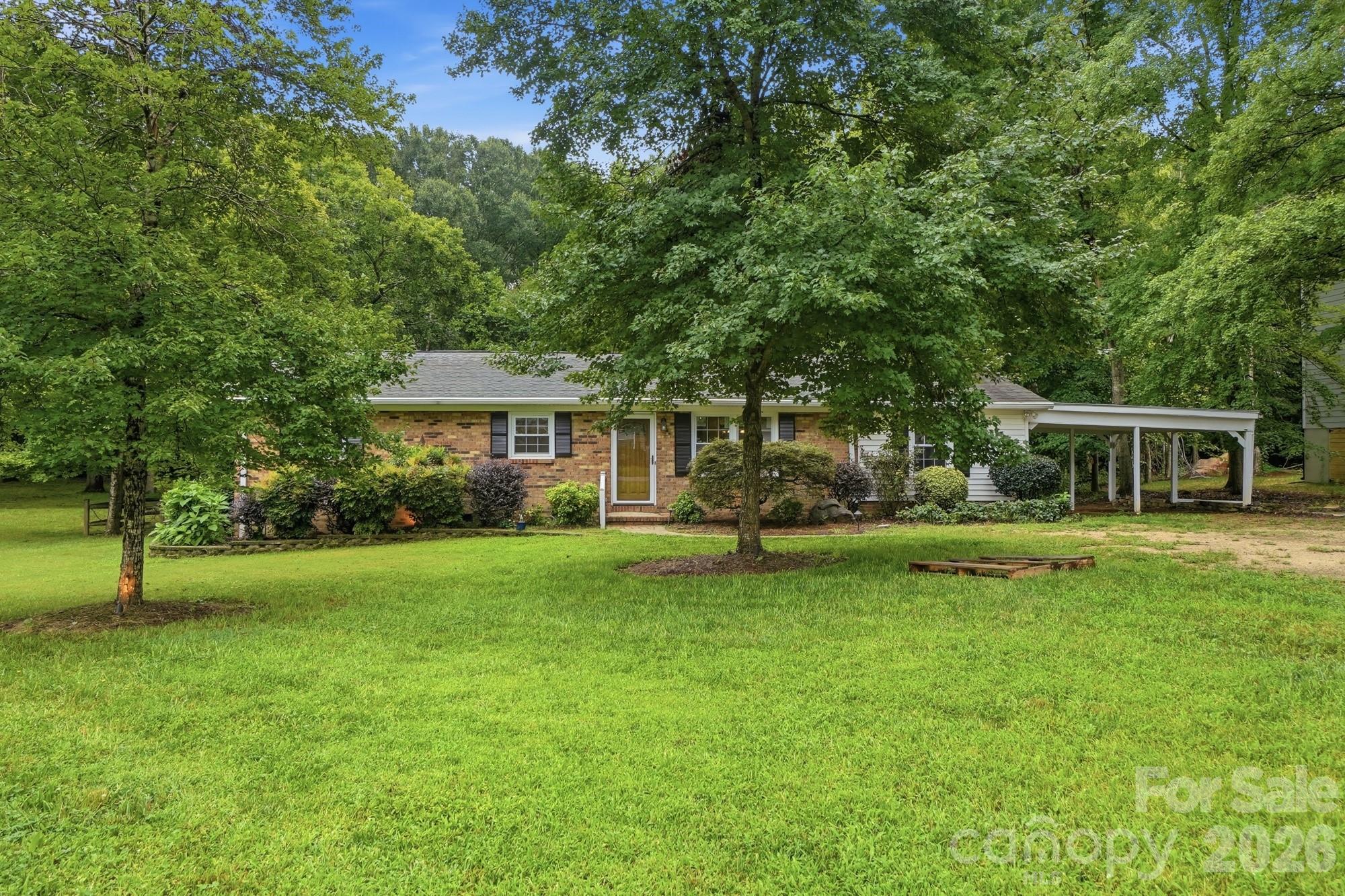 front - 6081 Cambridge Drive, Harrisburg