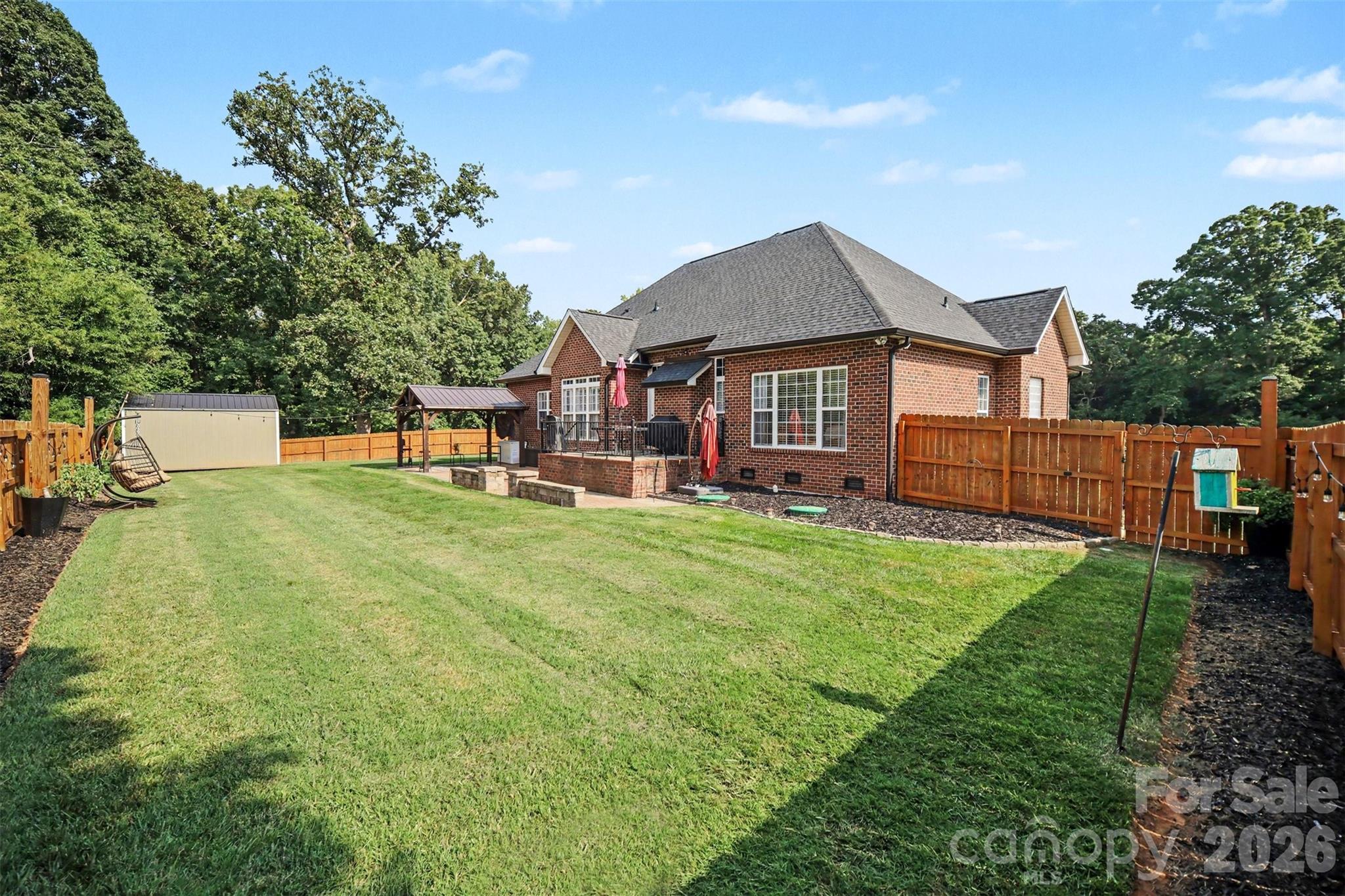 Single Family Residence at 2013 Buckthorn Court, Gastonia, photo 28 of 38