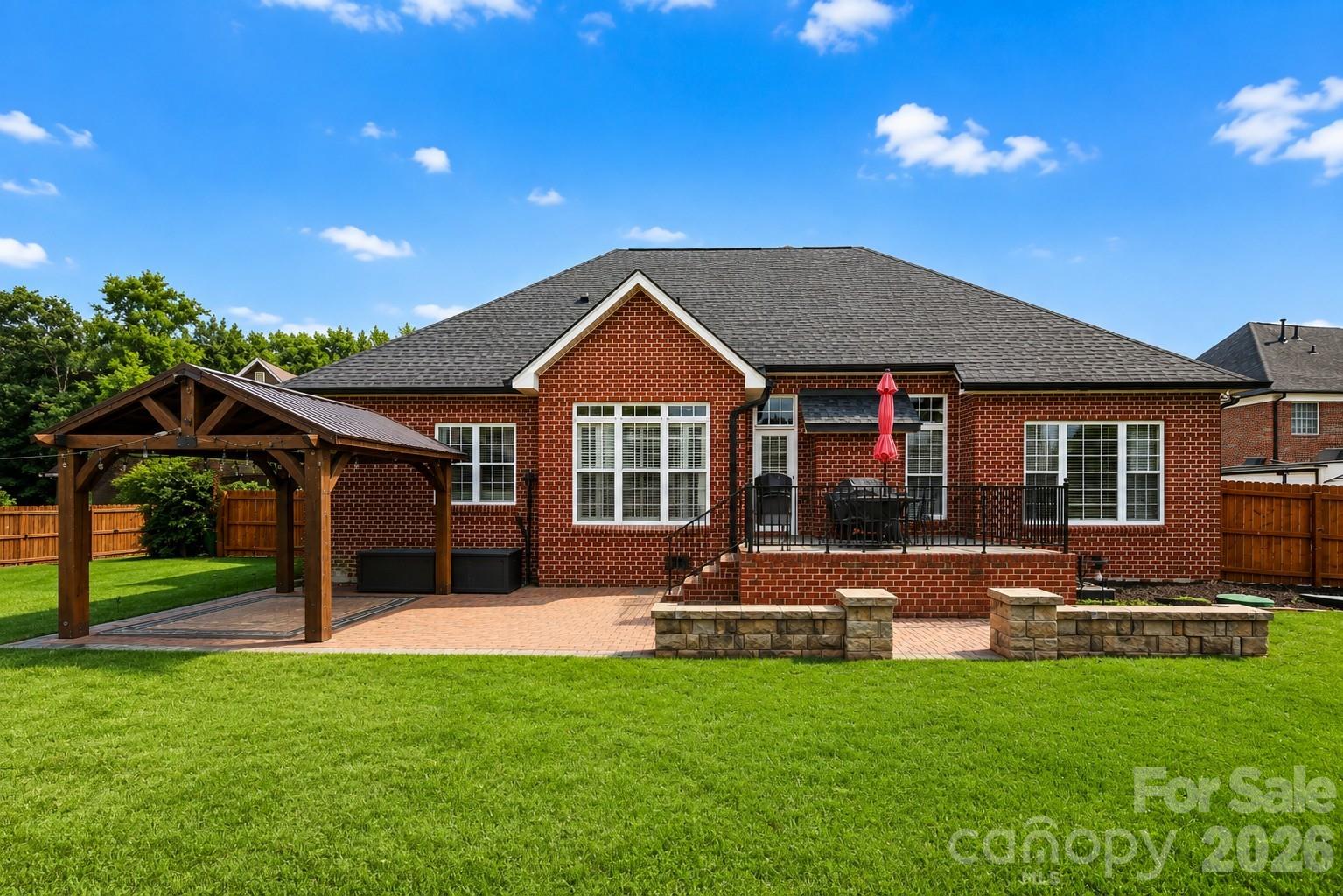 Single Family Residence at 2013 Buckthorn Court, Gastonia, photo 31 of 38