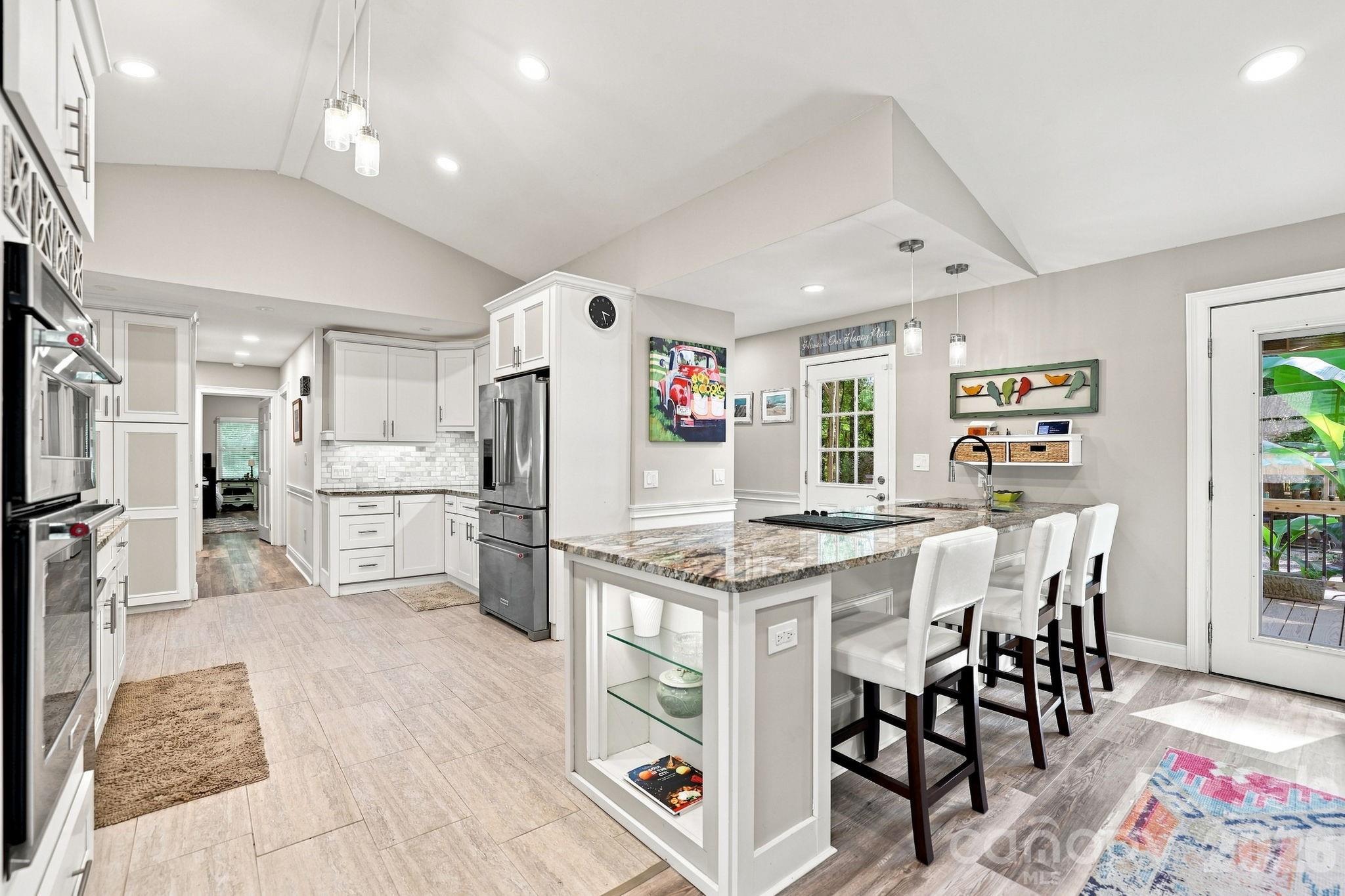 Kitchen - 205 Dornoch Drive, Matthews