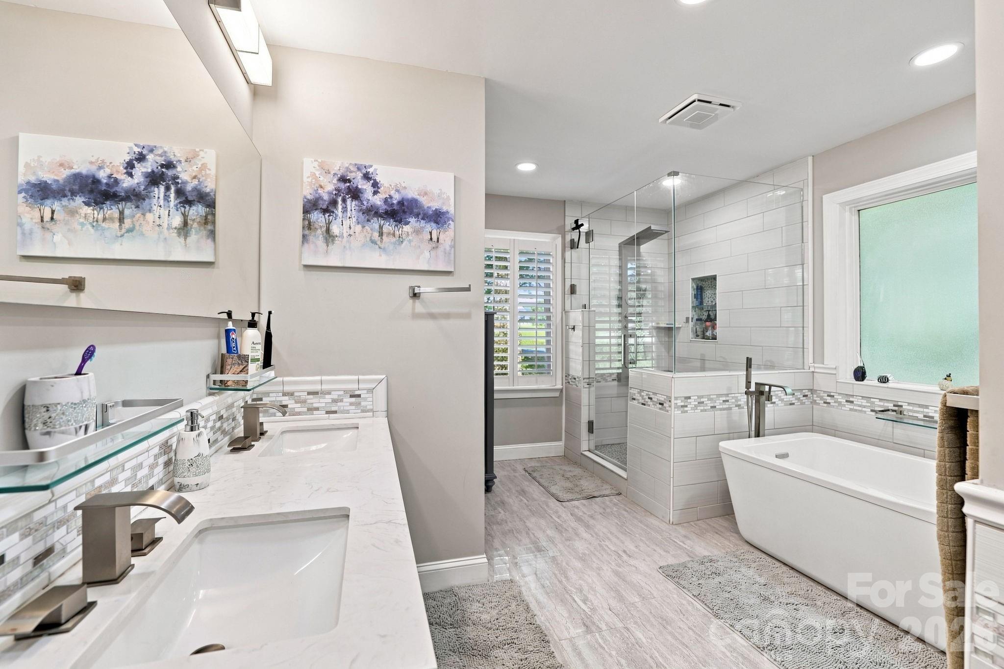 Primary Bath - 205 Dornoch Drive, Matthews