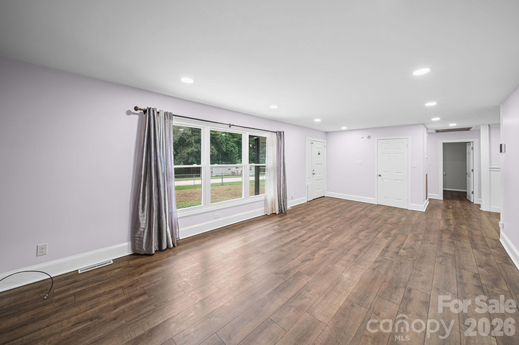Living Room - 145 Gold Branch Road, Salisbury