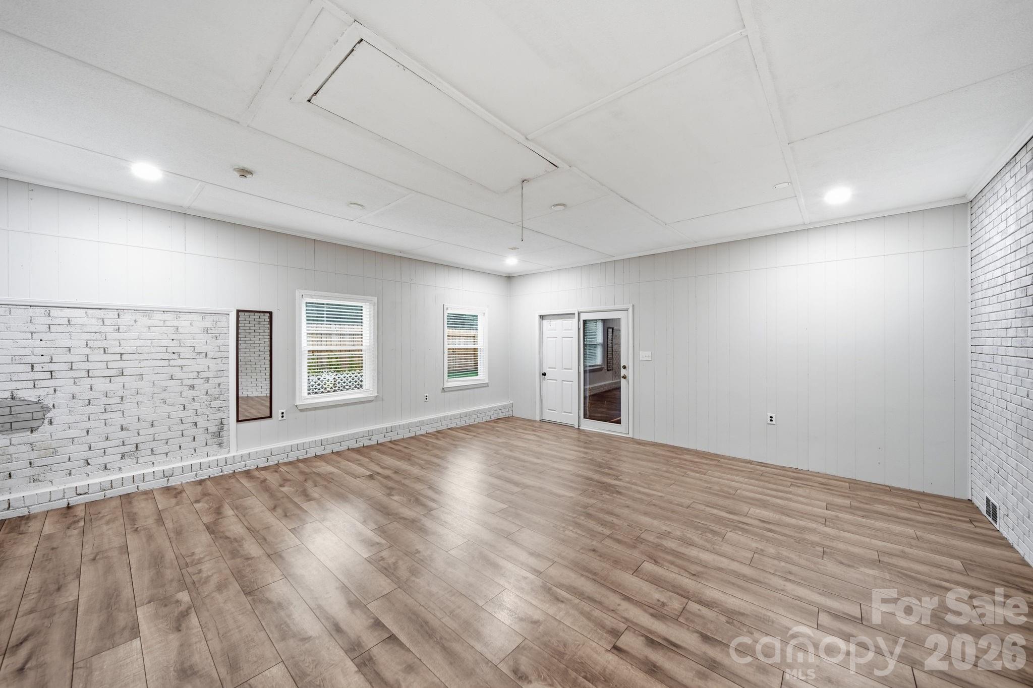 Flex Room/ Family room - 145 Gold Branch Road, Salisbury