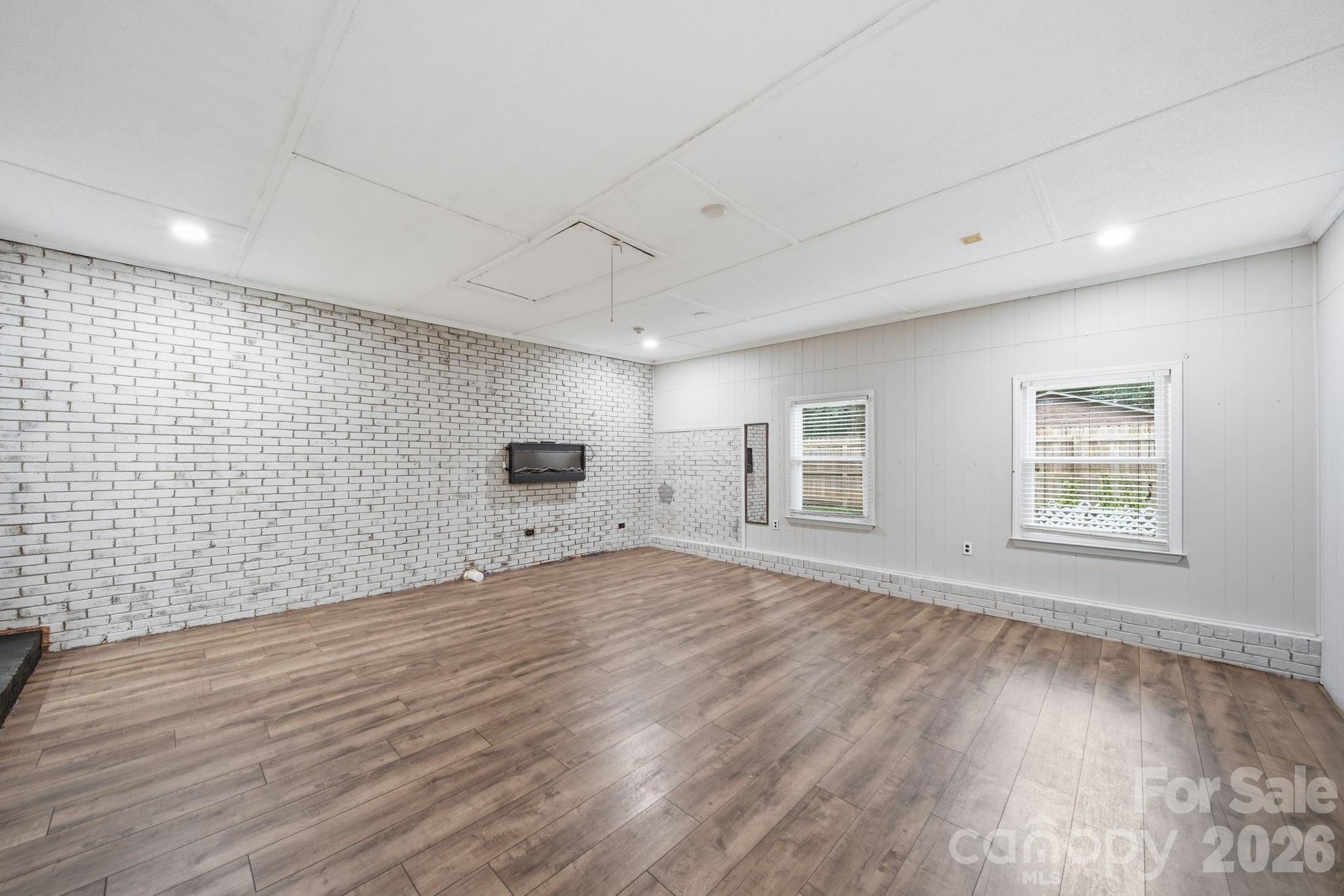 Flex Room/ Family room - 145 Gold Branch Road, Salisbury