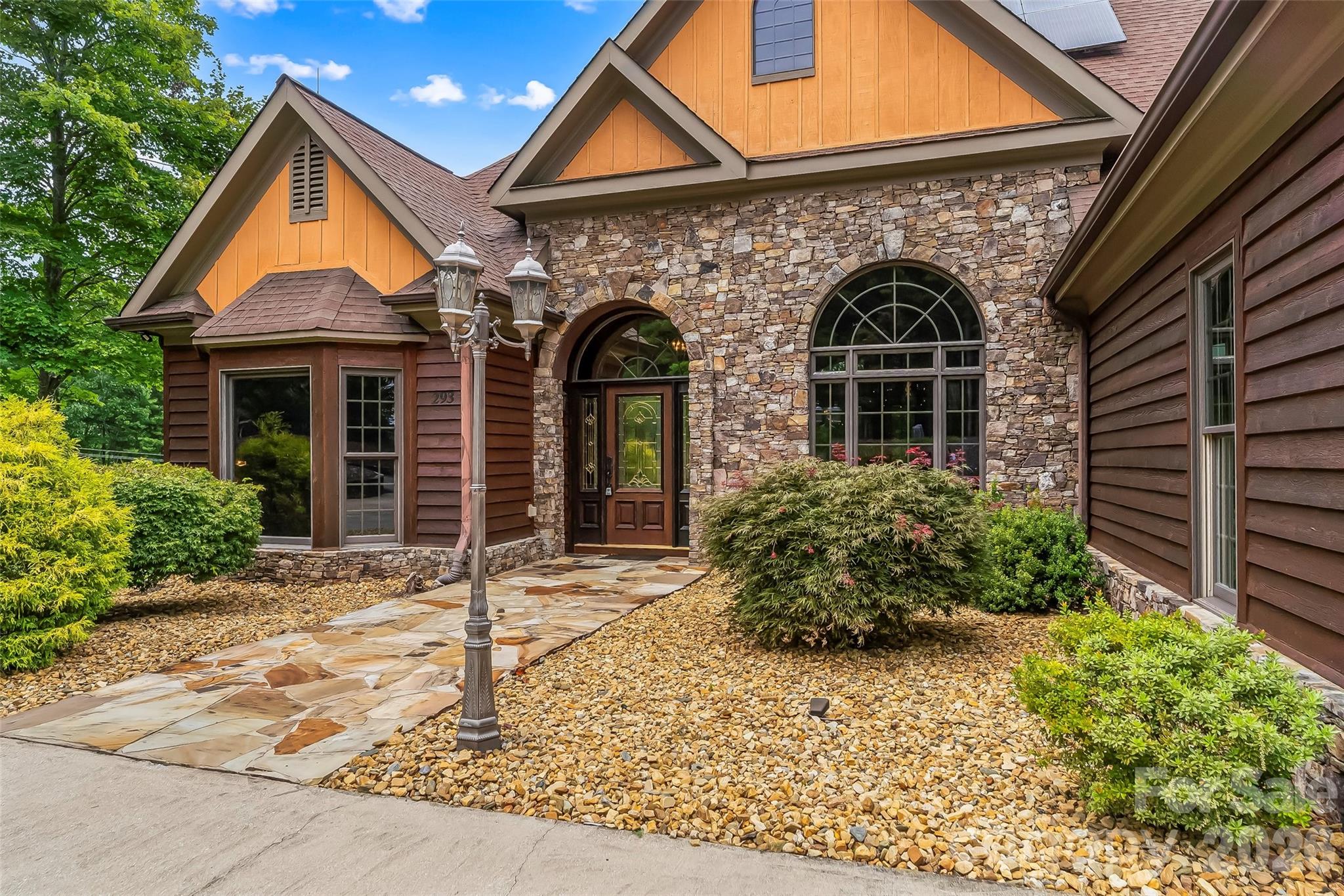 Single Family Residence at 293 Bear Cliff Drive, Nebo, photo 5 of 43