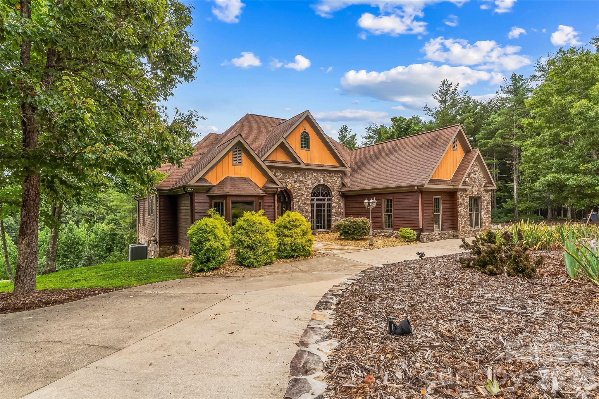 Single Family Residence at 293 Bear Cliff Drive, Nebo, photo 41 of 43