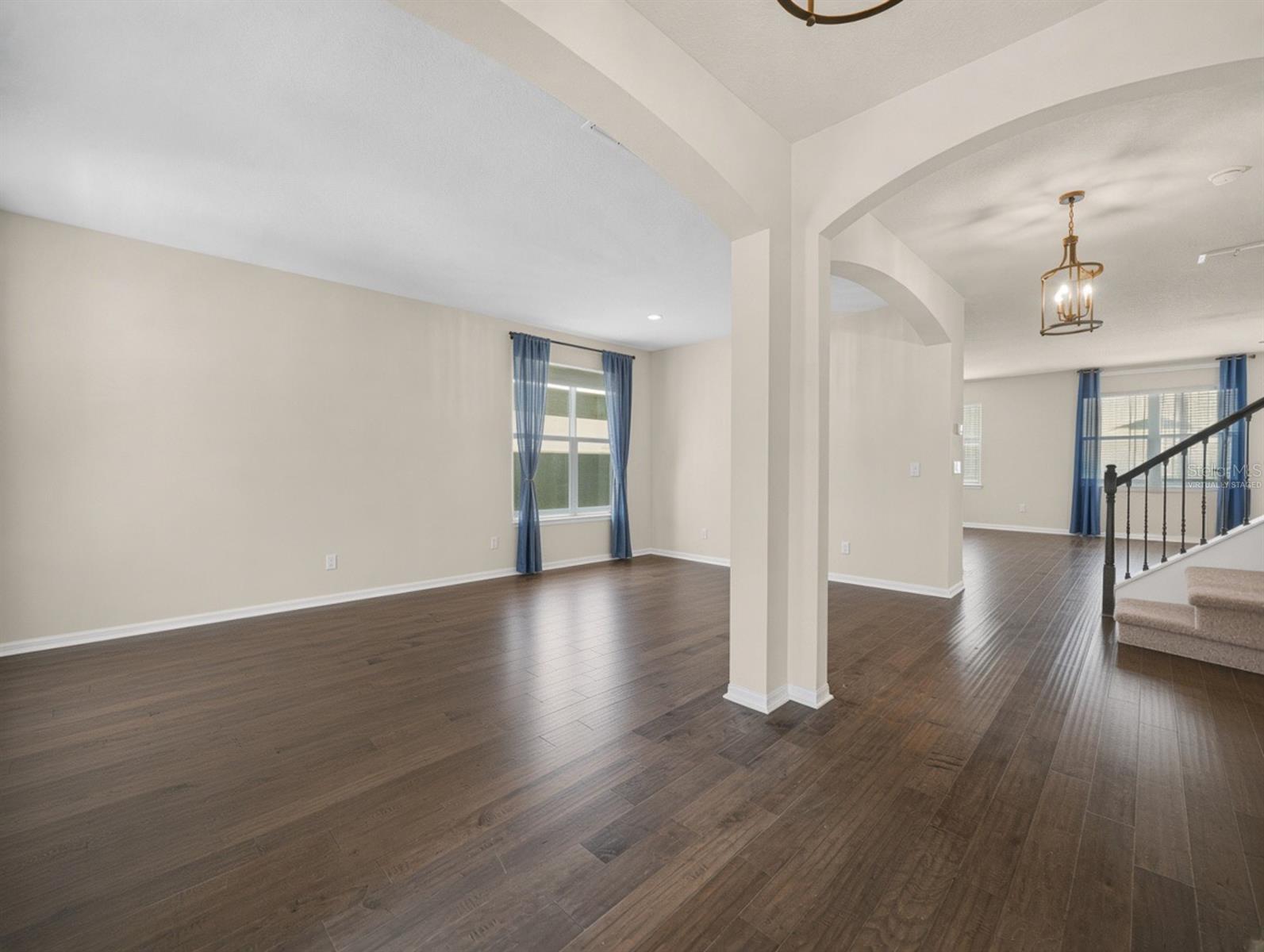 Virtually Staged - 184 WHIRLAWAY DR, DAVENPORT