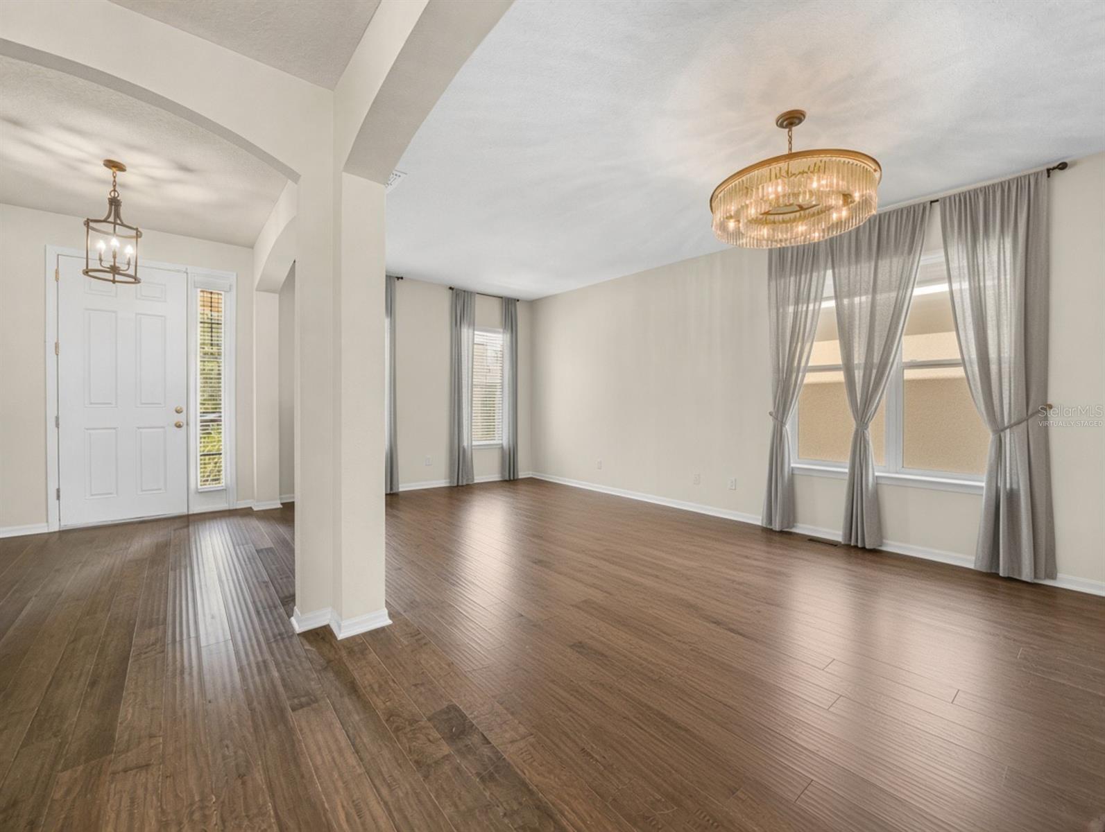 Virtually Staged - 184 WHIRLAWAY DR, DAVENPORT