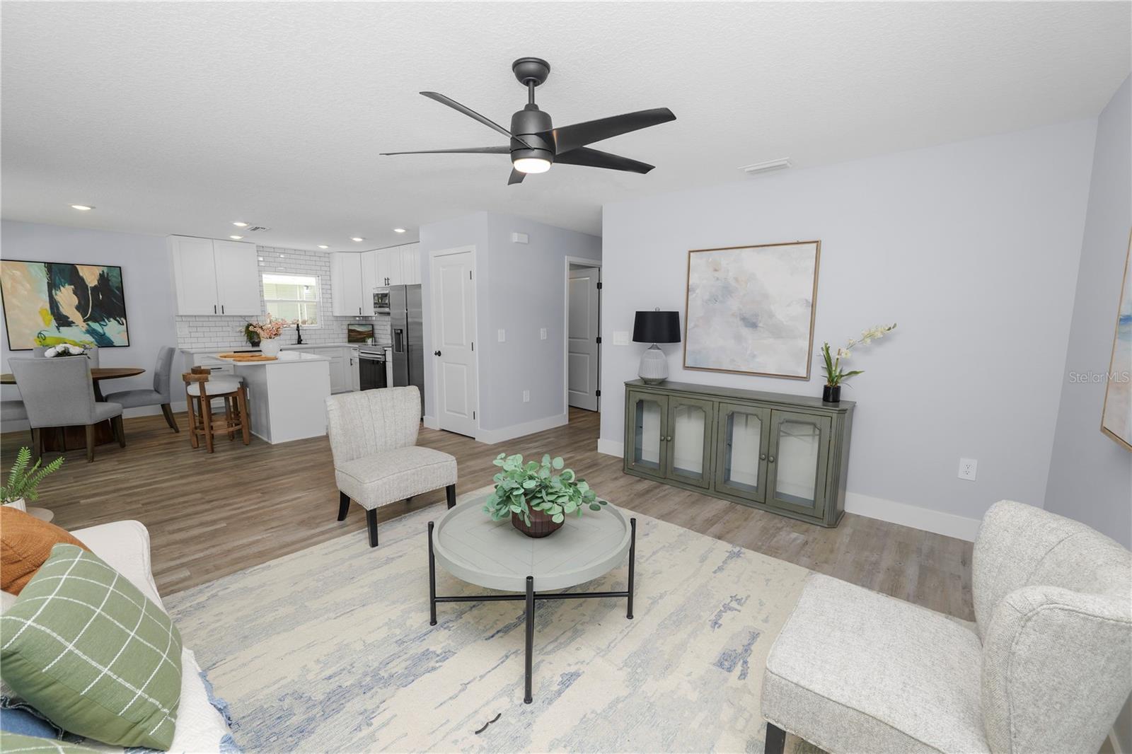 Single Family Residence at 521 SKYLINE DR E, LAKELAND, photo 9 of 35