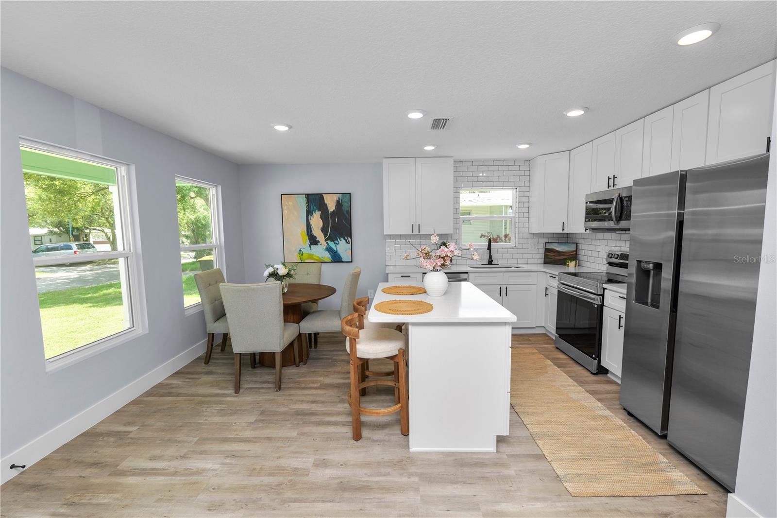 Single Family Residence at 521 SKYLINE DR E, LAKELAND, photo 14 of 35