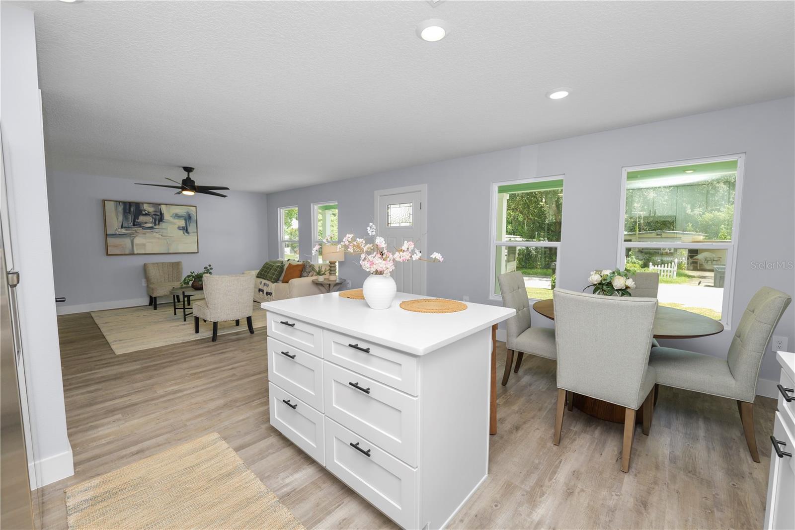 Single Family Residence at 521 SKYLINE DR E, LAKELAND, photo 17 of 35