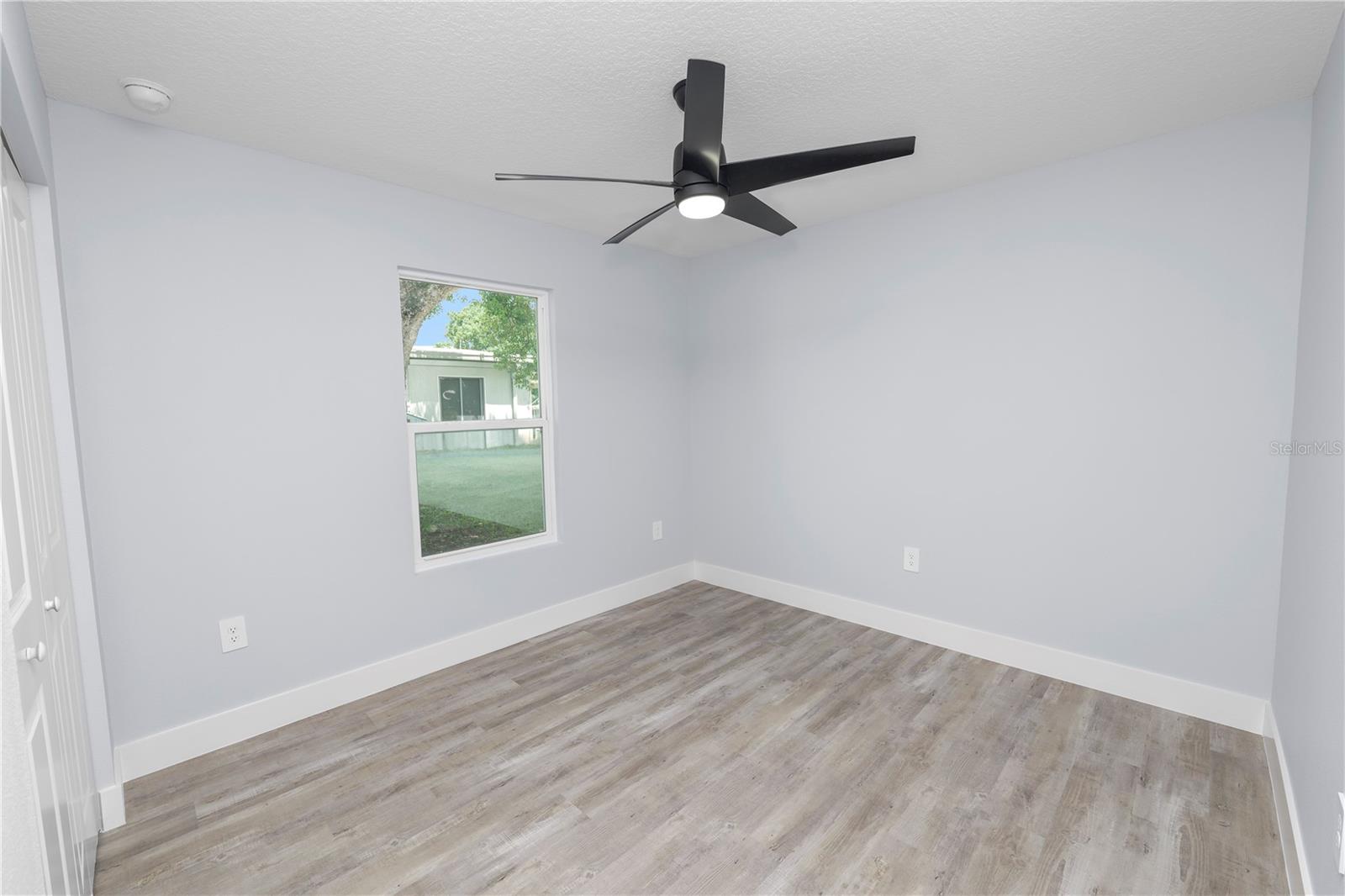 Single Family Residence at 521 SKYLINE DR E, LAKELAND, photo 25 of 35