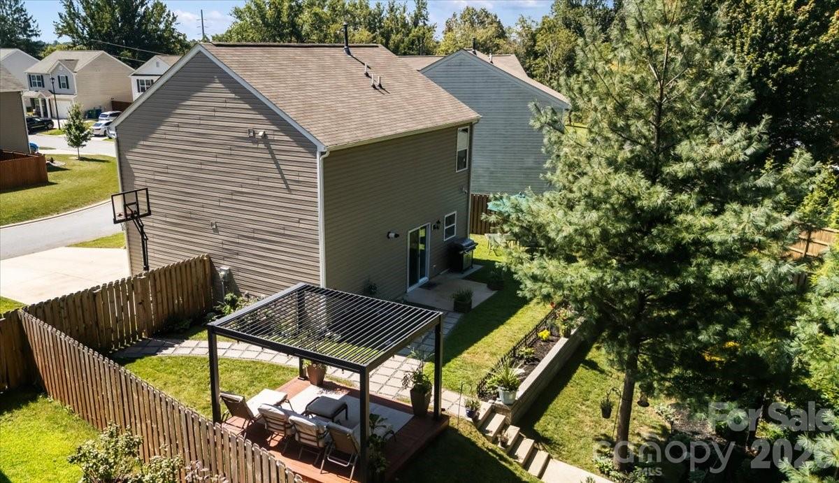 Single Family Residence at 333 Oak Branch Road, Arden, photo 33 of 34