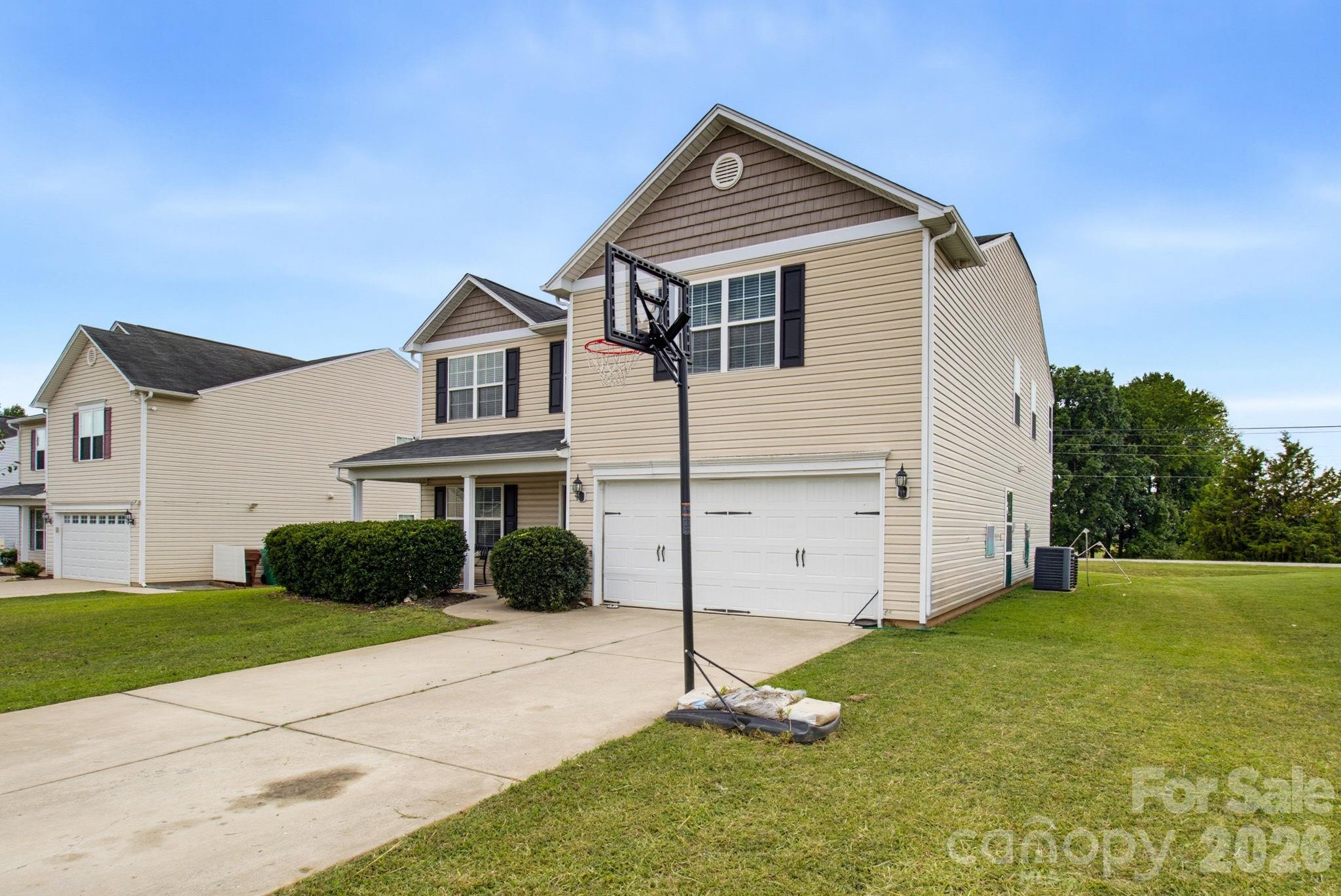 Single Family Residence at 7000 Texas Boulevard, Thomasville, photo 3 of 40