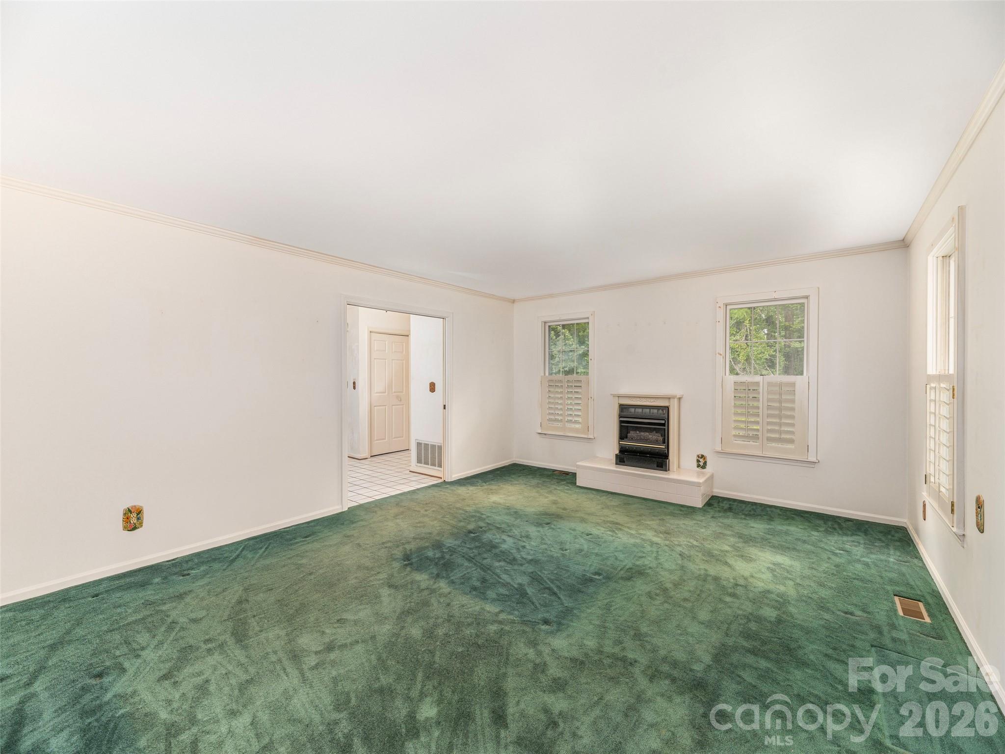 Single Family Residence at 200 Heathcote Road, Hendersonville, photo 6 of 46