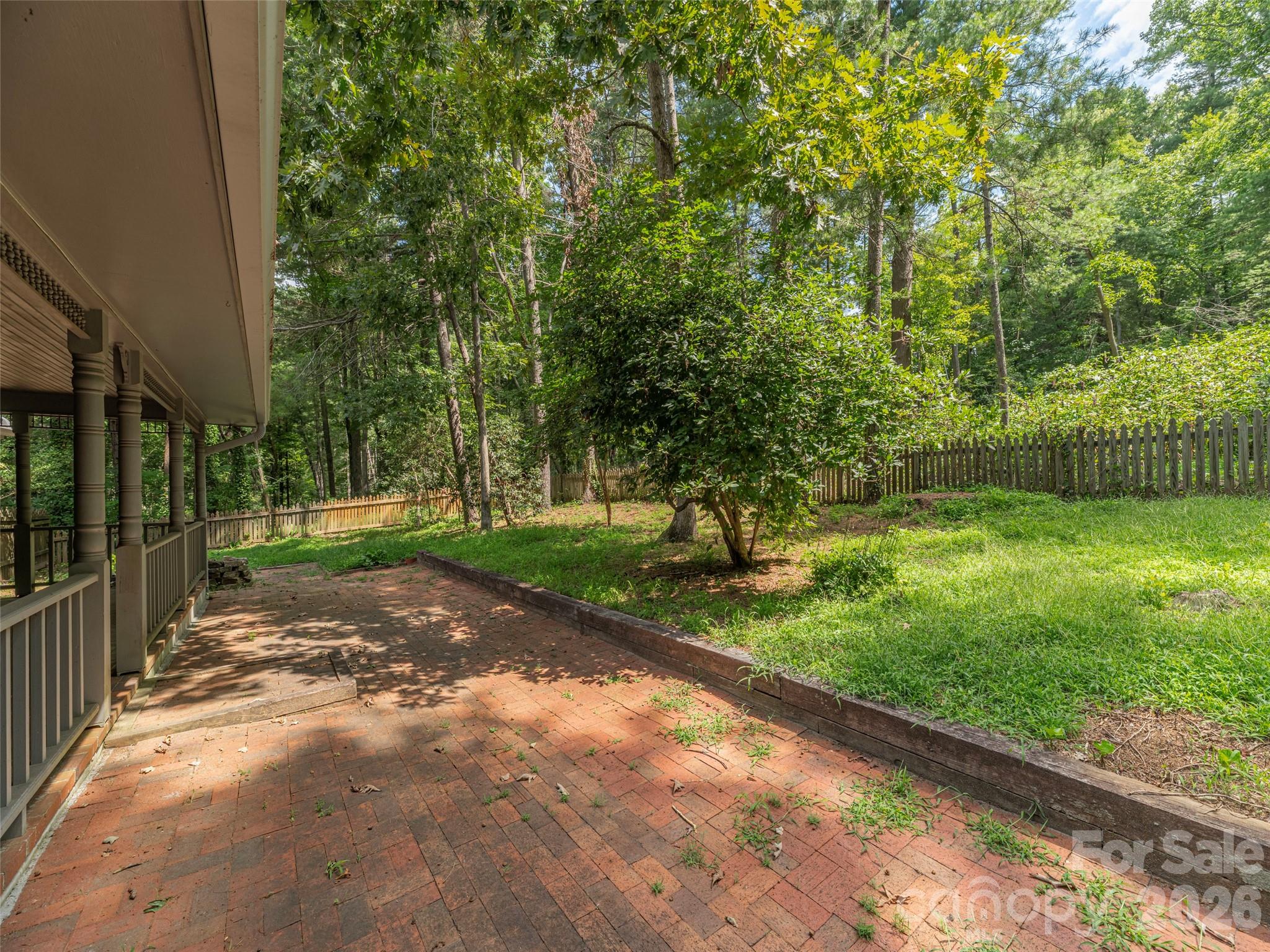 Single Family Residence at 200 Heathcote Road, Hendersonville, photo 37 of 46