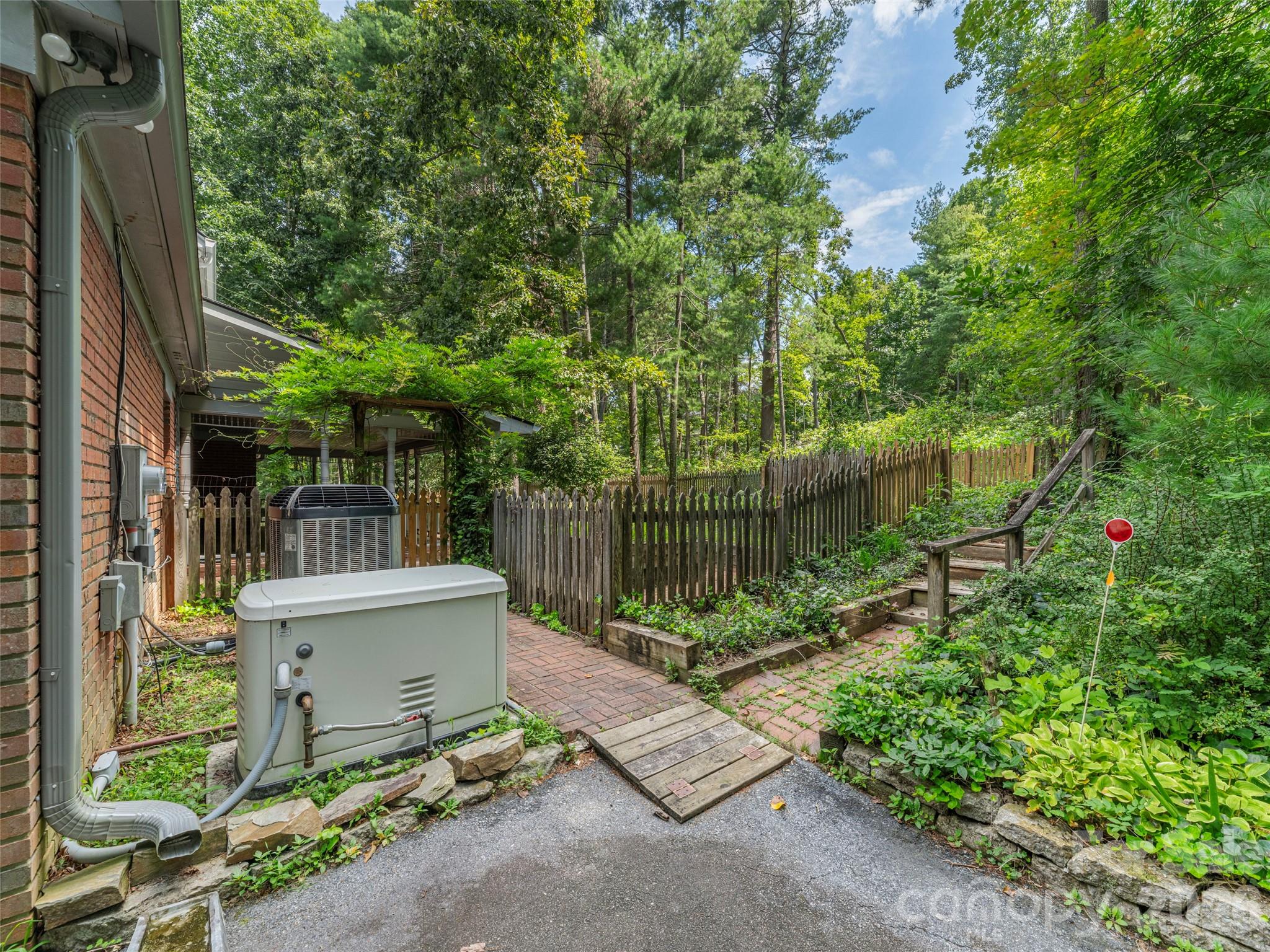 Single Family Residence at 200 Heathcote Road, Hendersonville, photo 42 of 46
