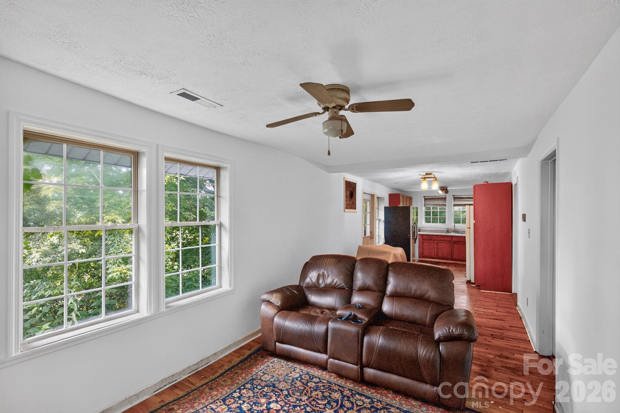 Single Family Residence at 1324 Low Gap Road, Hendersonville, photo 2 of 15