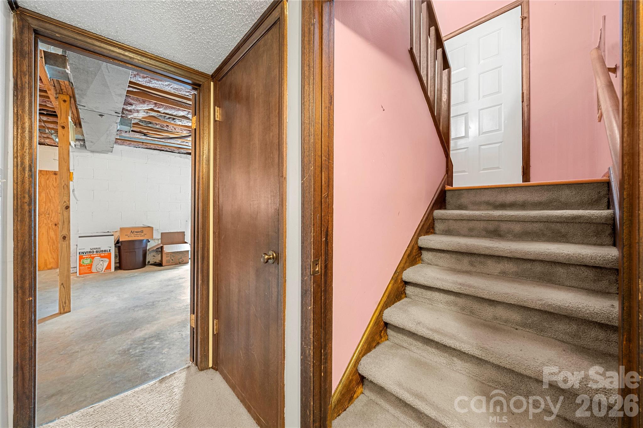 Single Family Residence at 1810 Oak Hollow Road, Gastonia, photo 16 of 29