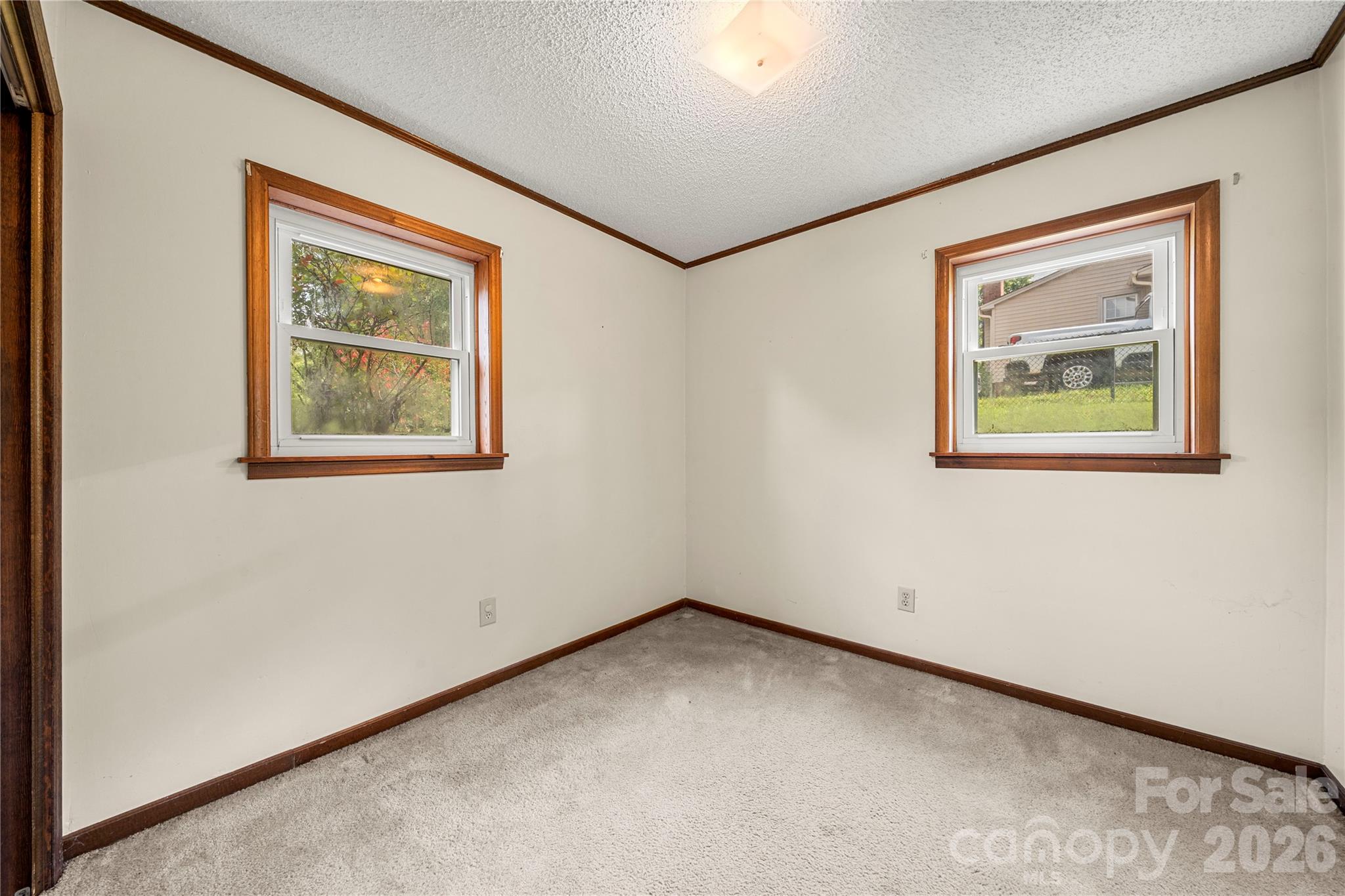 Single Family Residence at 1810 Oak Hollow Road, Gastonia, photo 17 of 29