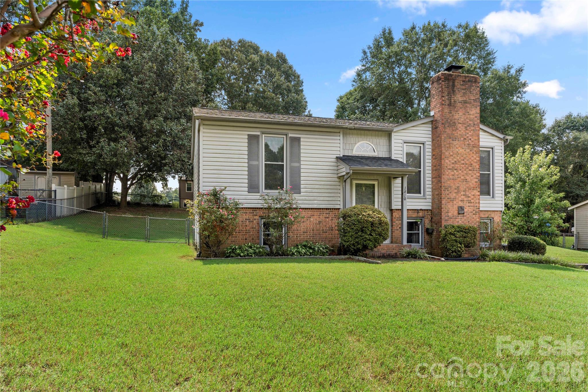 Single Family Residence at 1810 Oak Hollow Road, Gastonia, photo 29 of 29
