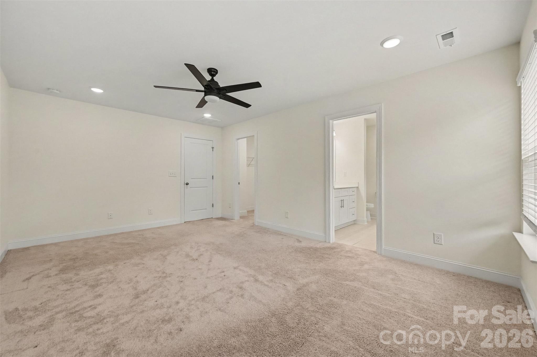 Townhouse at 3932 Rothwood Lane, Harrisburg, photo 5 of 15