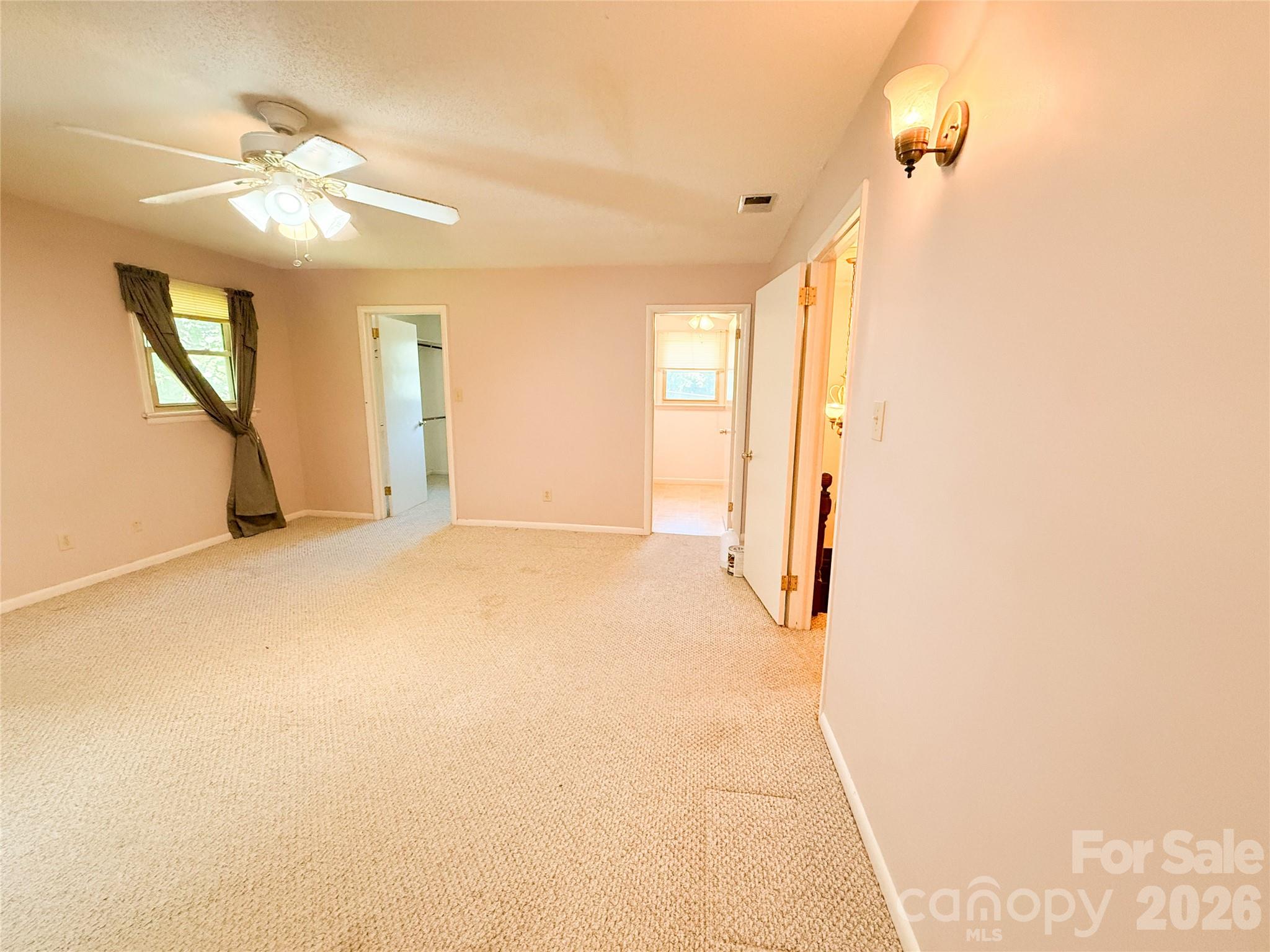 Single Family Residence at 301 Starmount Drive, Statesville, photo 17 of 42