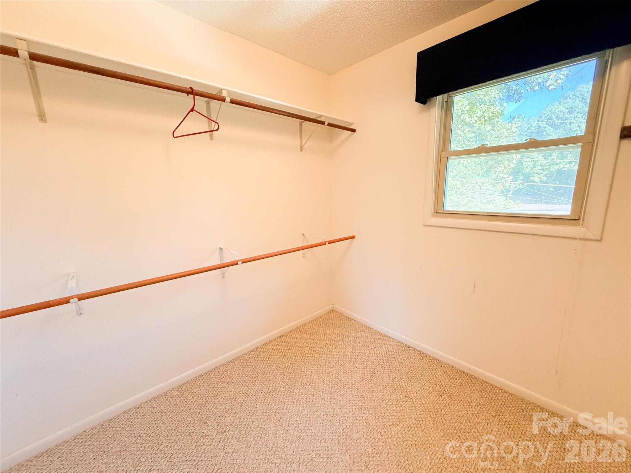 Single Family Residence at 301 Starmount Drive, Statesville, photo 20 of 42