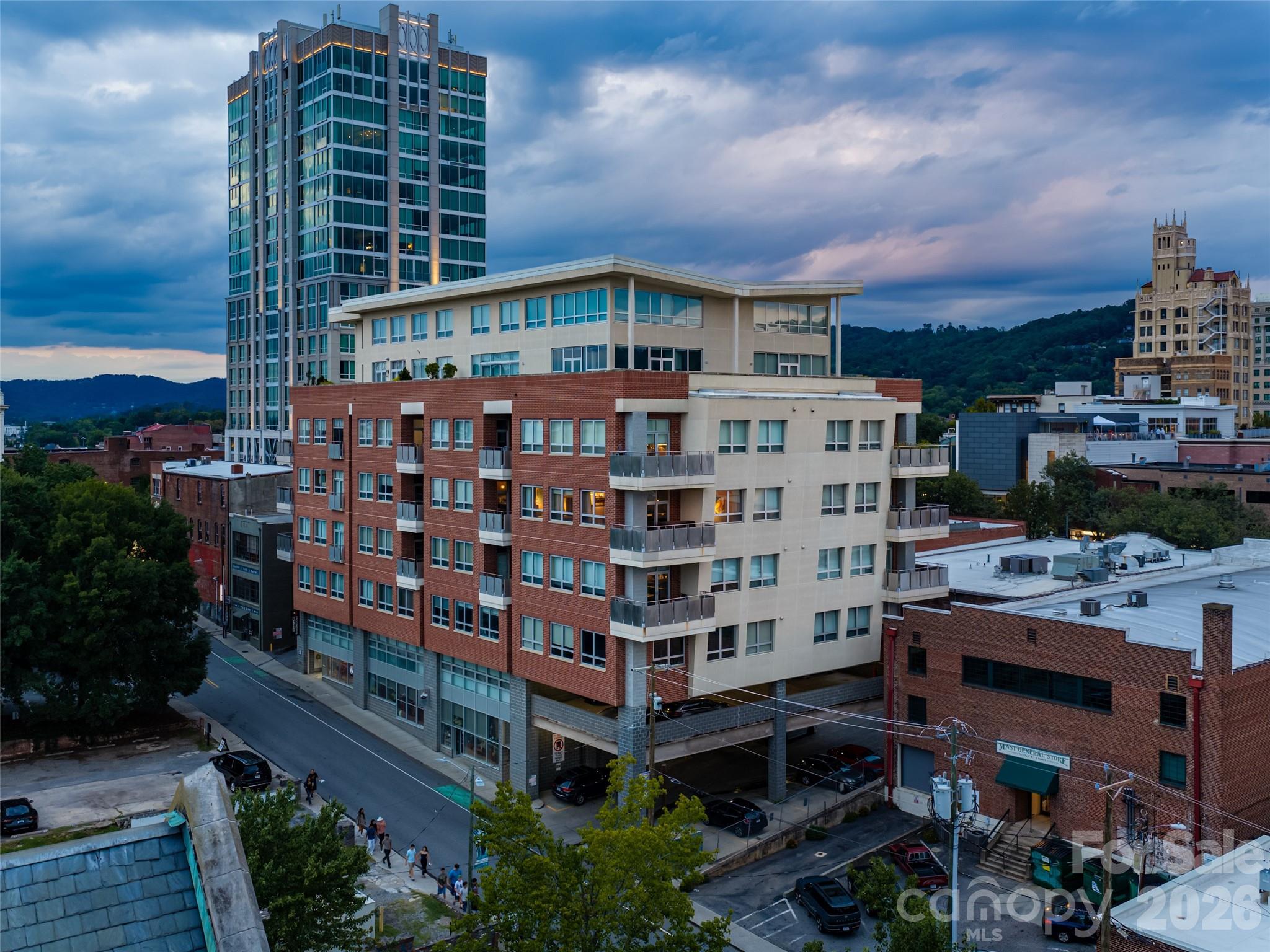 Condominium at 12 S Lexington Avenue, Asheville, photo 34 of 37