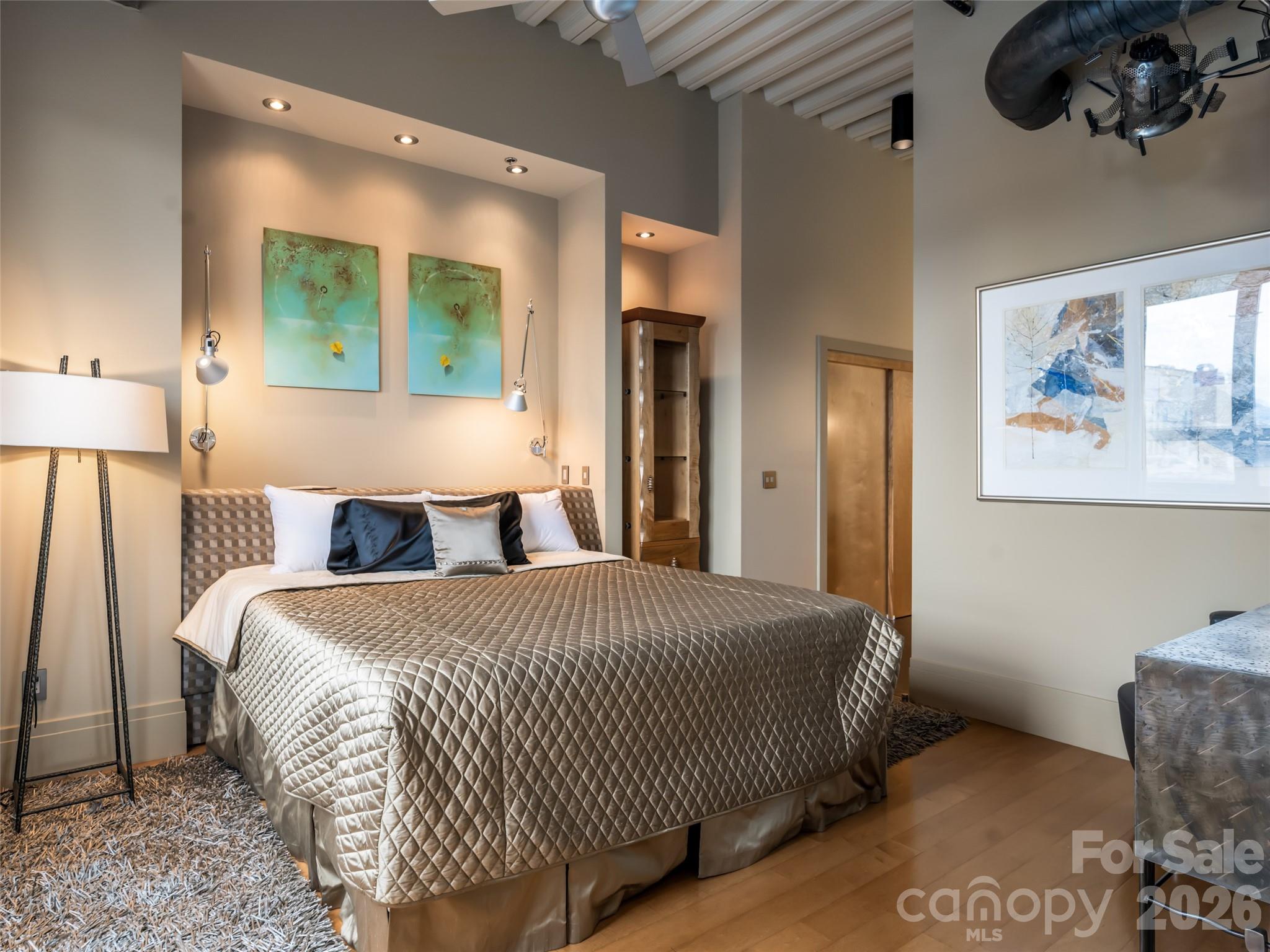 Condominium at 12 S Lexington Avenue, Asheville, photo 16 of 37
