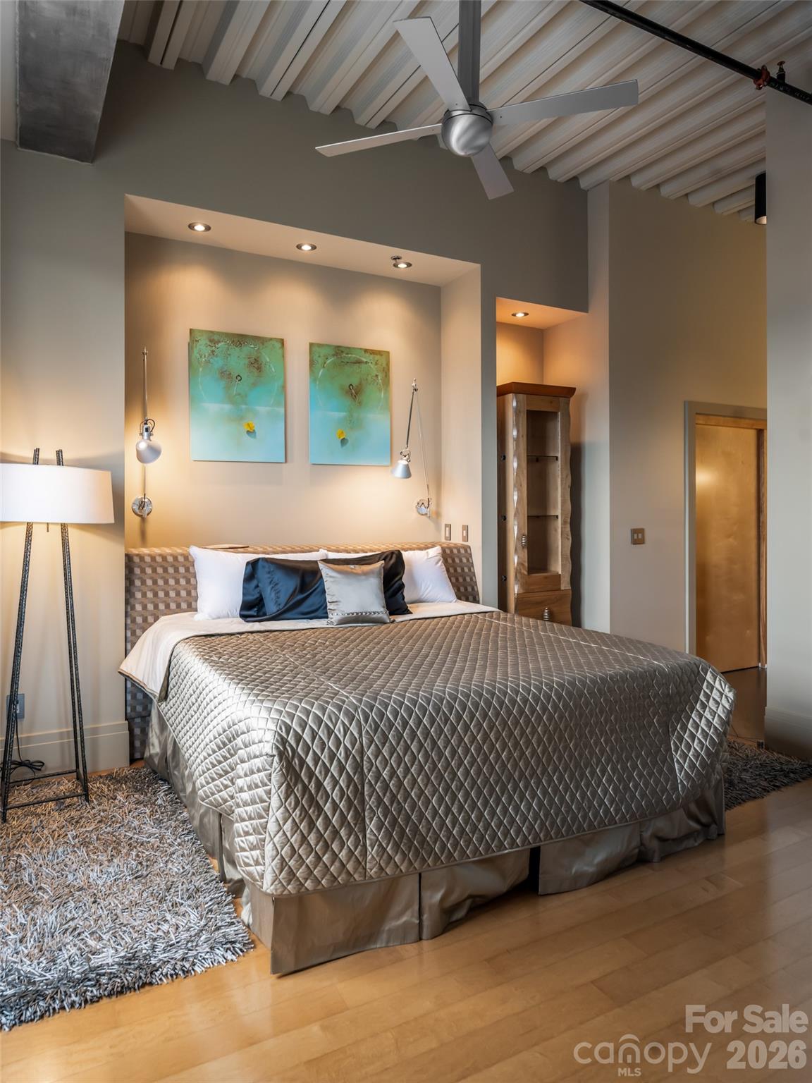 Condominium at 12 S Lexington Avenue, Asheville, photo 18 of 37