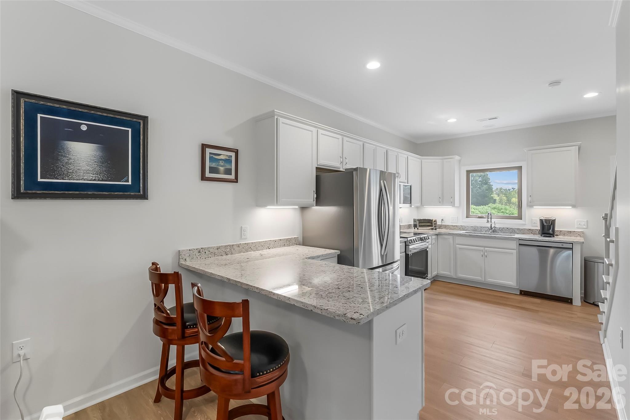 Townhouse at 962 Trial Place, Newton, photo 5 of 29