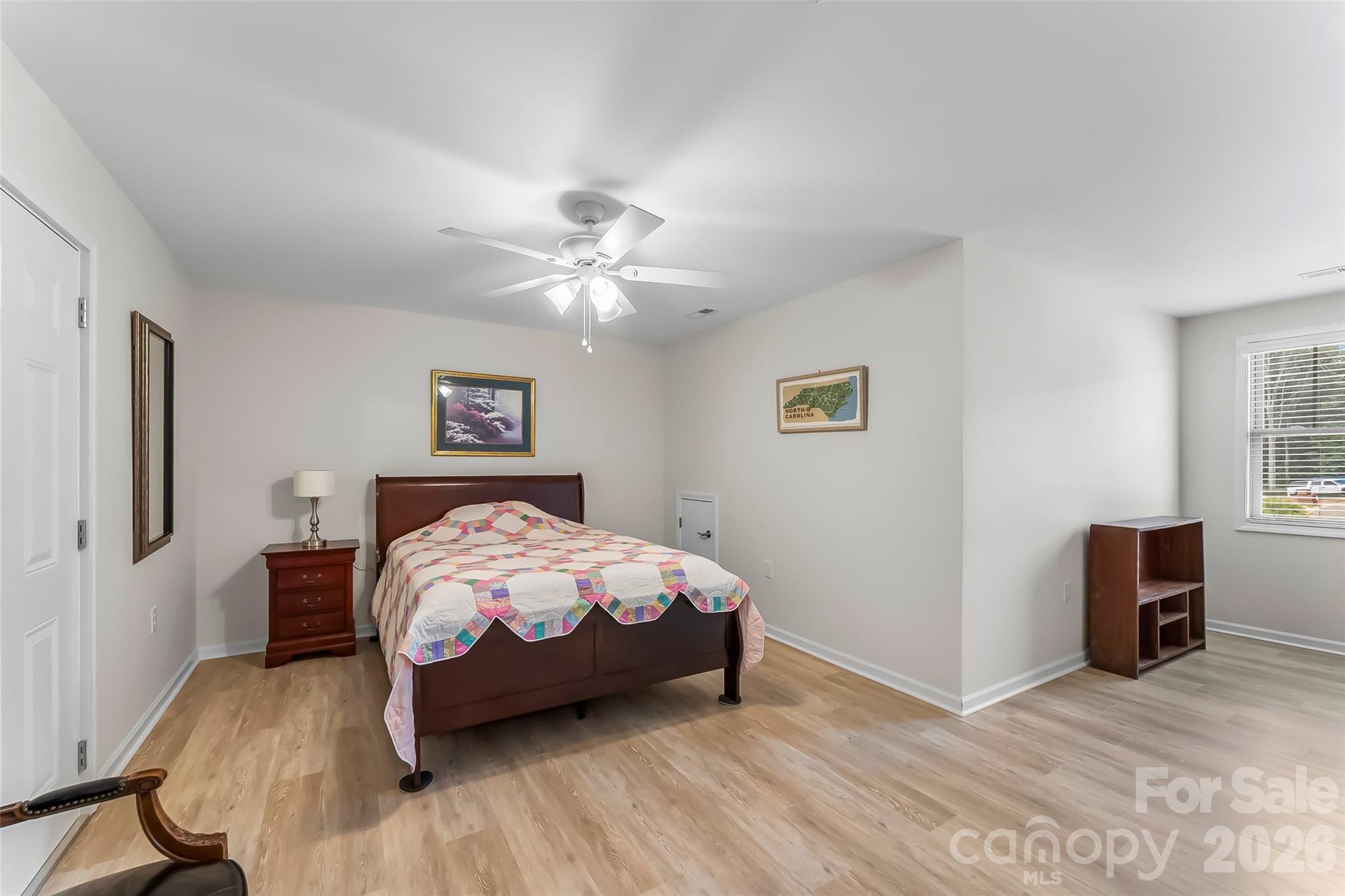 Townhouse at 962 Trial Place, Newton, photo 18 of 29