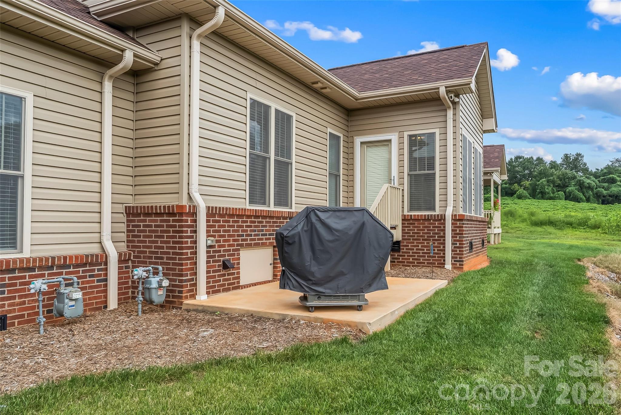 Townhouse at 962 Trial Place, Newton, photo 28 of 29