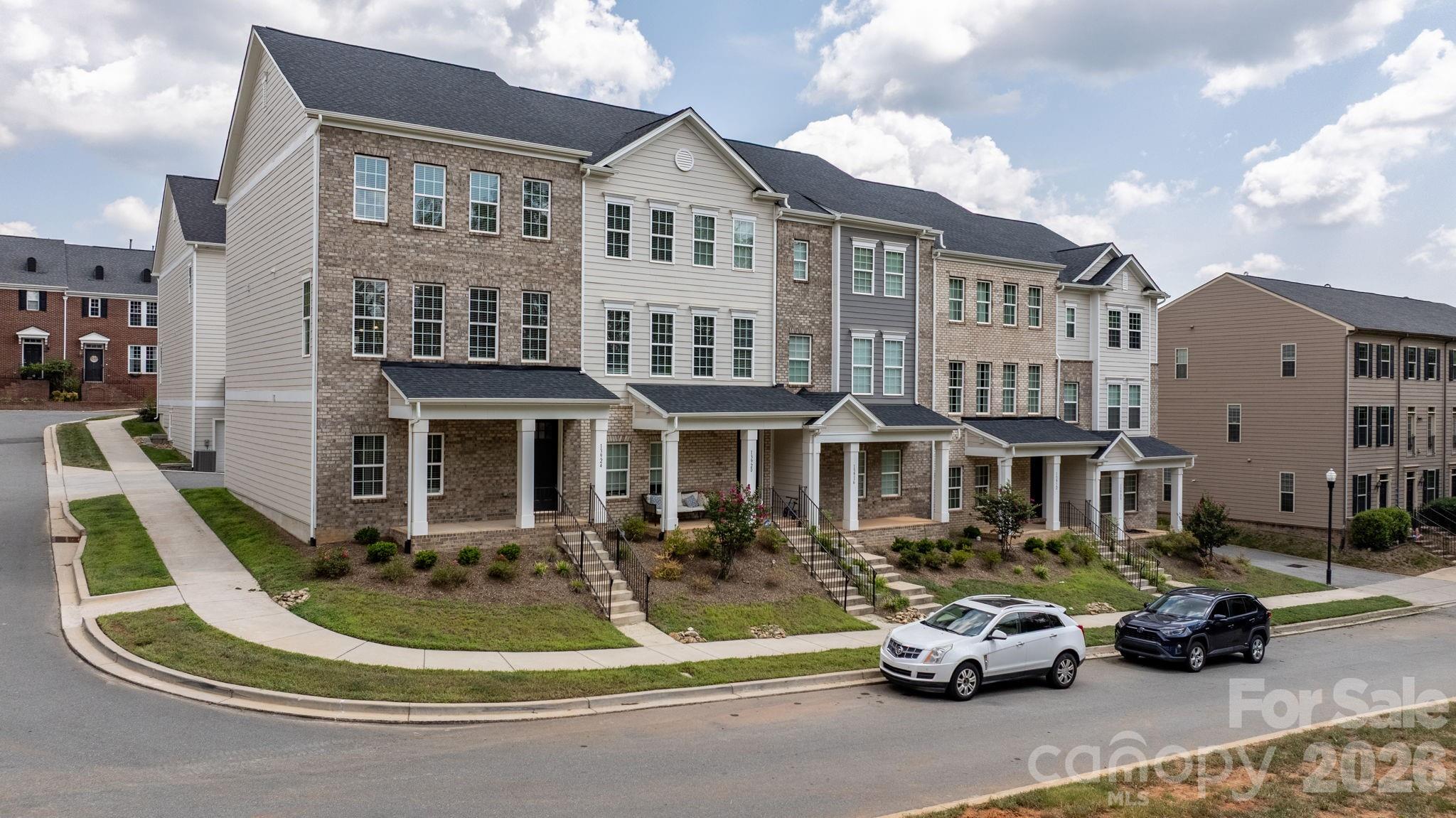 13924 Winmau Lane