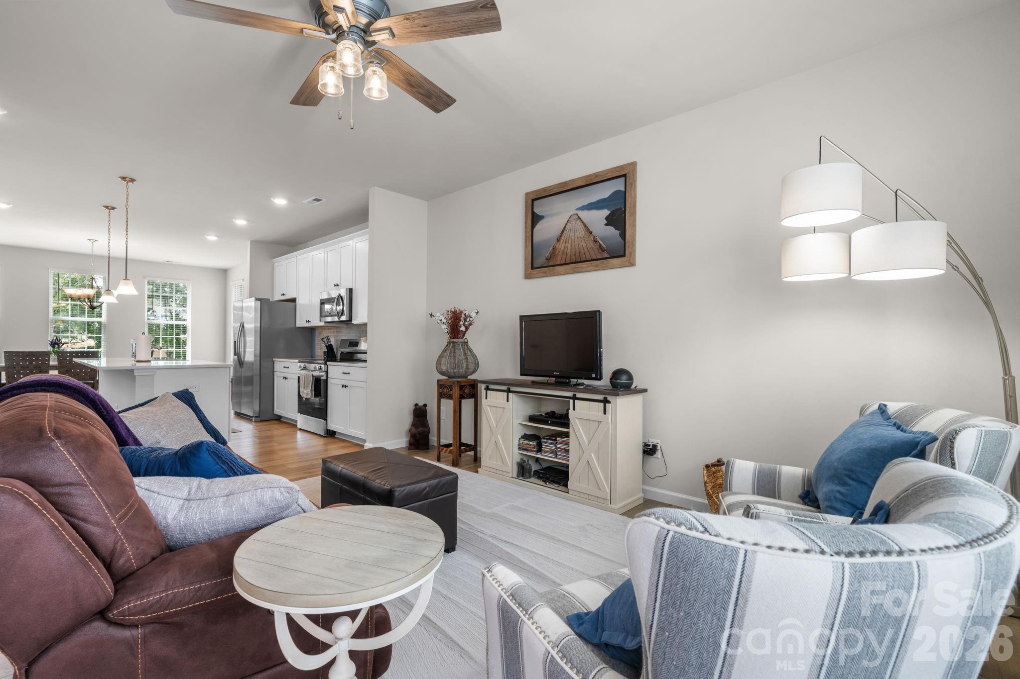 Townhouse at 13924 Winmau Lane, Huntersville, photo 11 of 33