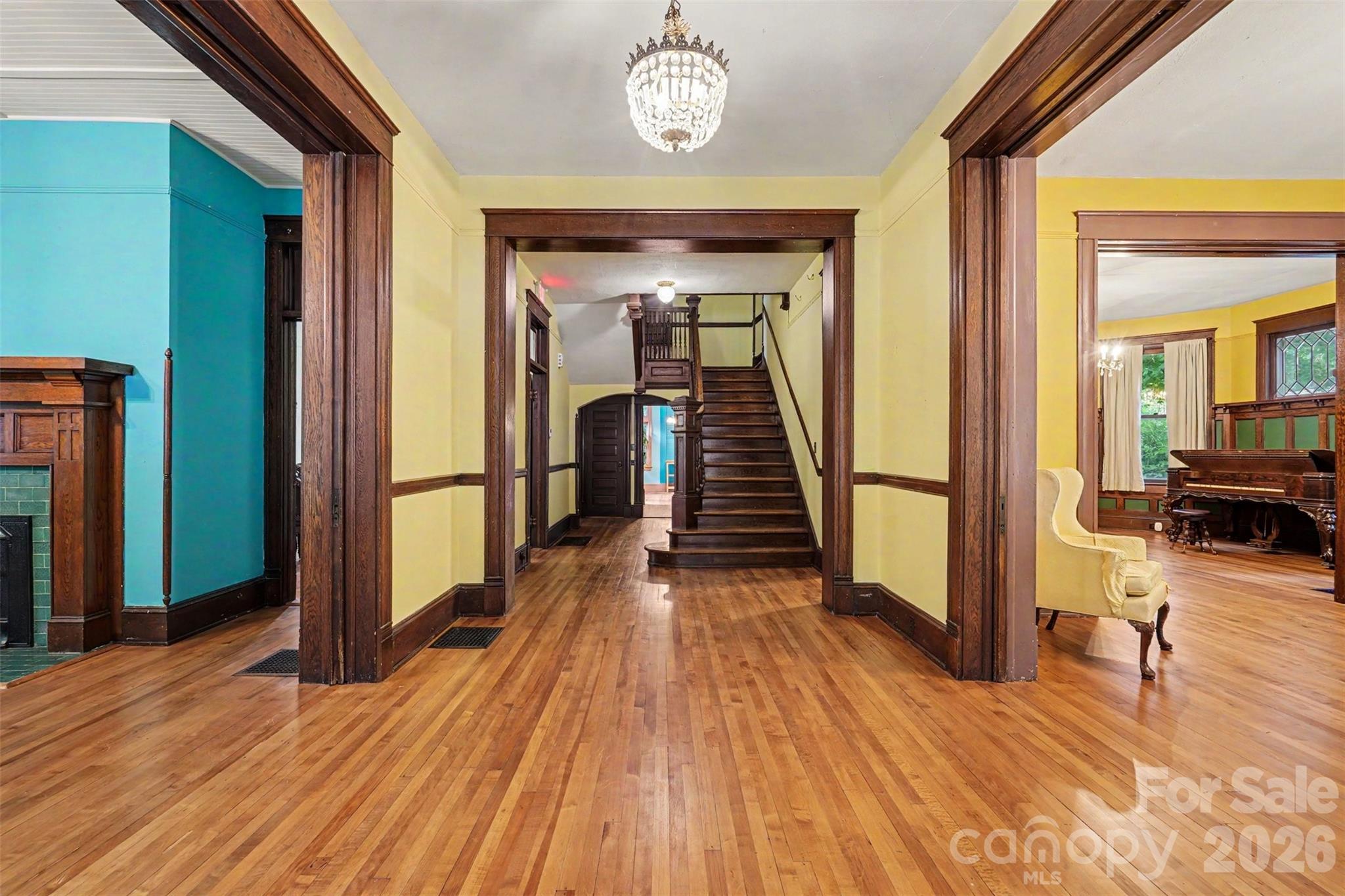 Single Family Residence at 810 E Franklin Street, Monroe, photo 6 of 45