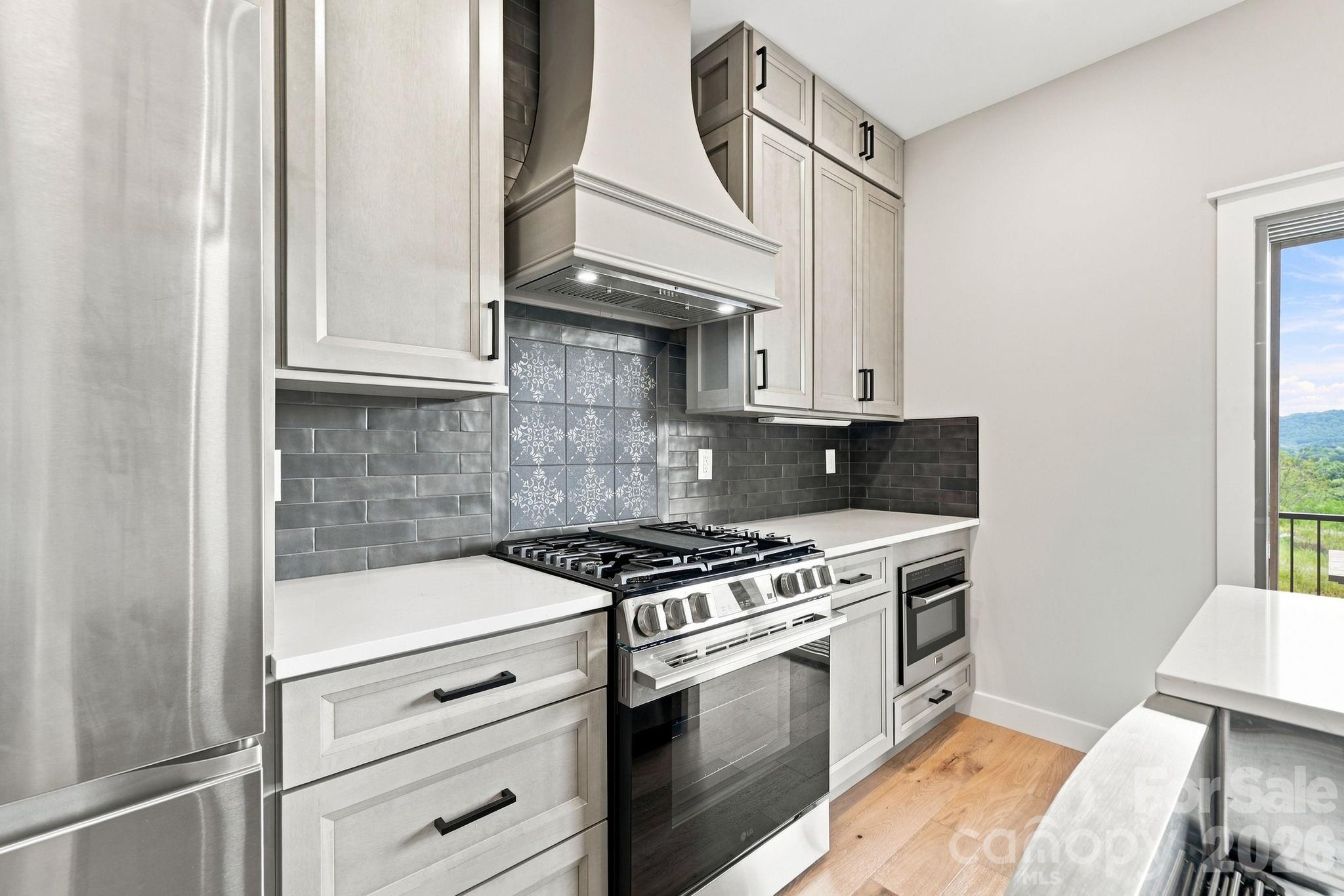 Gourmet Kitchen - 128 Chepstow Place, Black Mountain