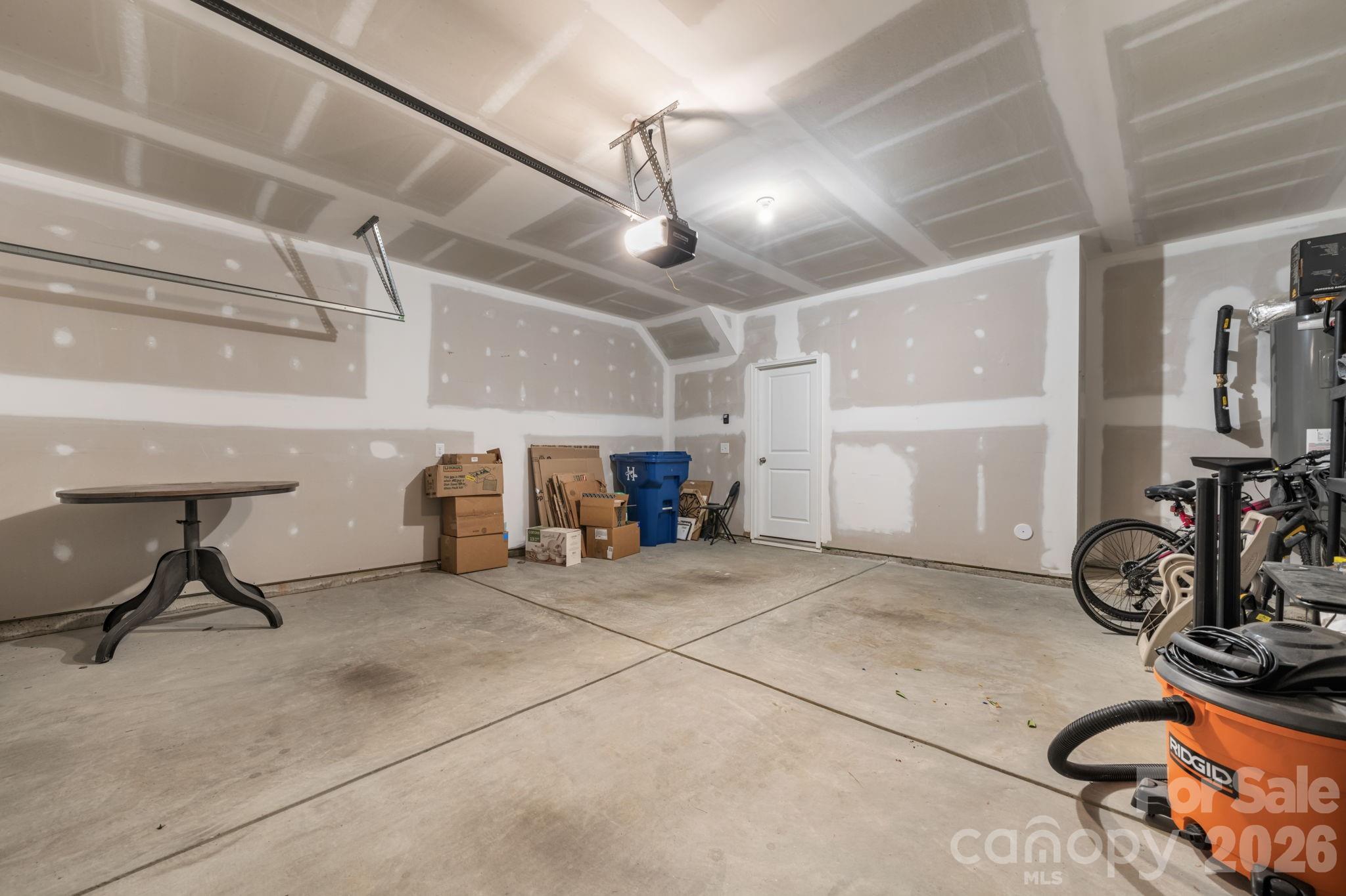 Townhouse at 13924 Winmau Lane, Huntersville, photo 27 of 33
