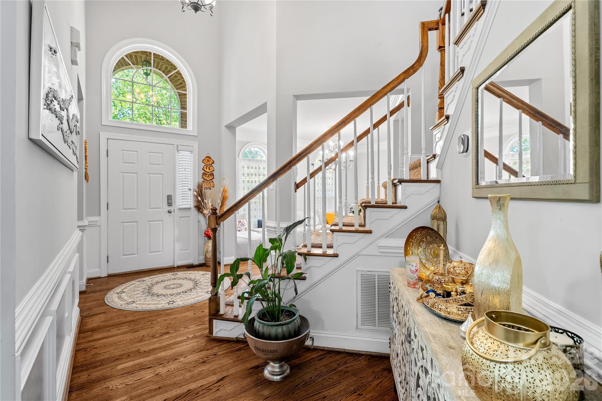 Single Family Residence at 21717 Shoveller Court, Cornelius, photo 5 of 44