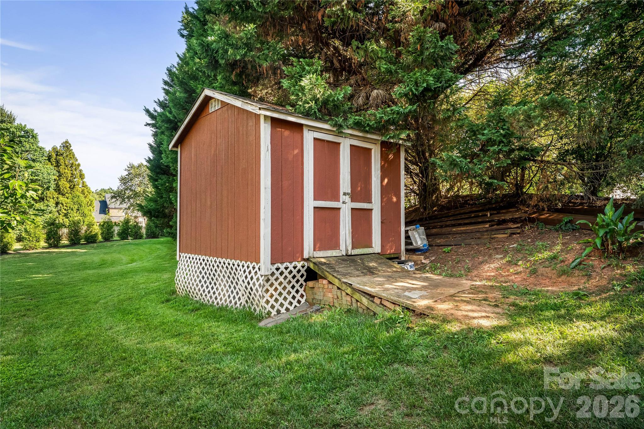 Single Family Residence at 21717 Shoveller Court, Cornelius, photo 33 of 44