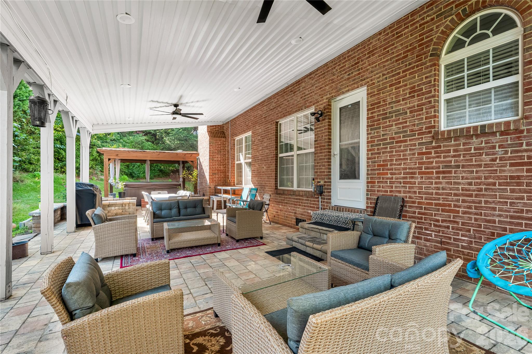Single Family Residence at 21717 Shoveller Court, Cornelius, photo 36 of 44