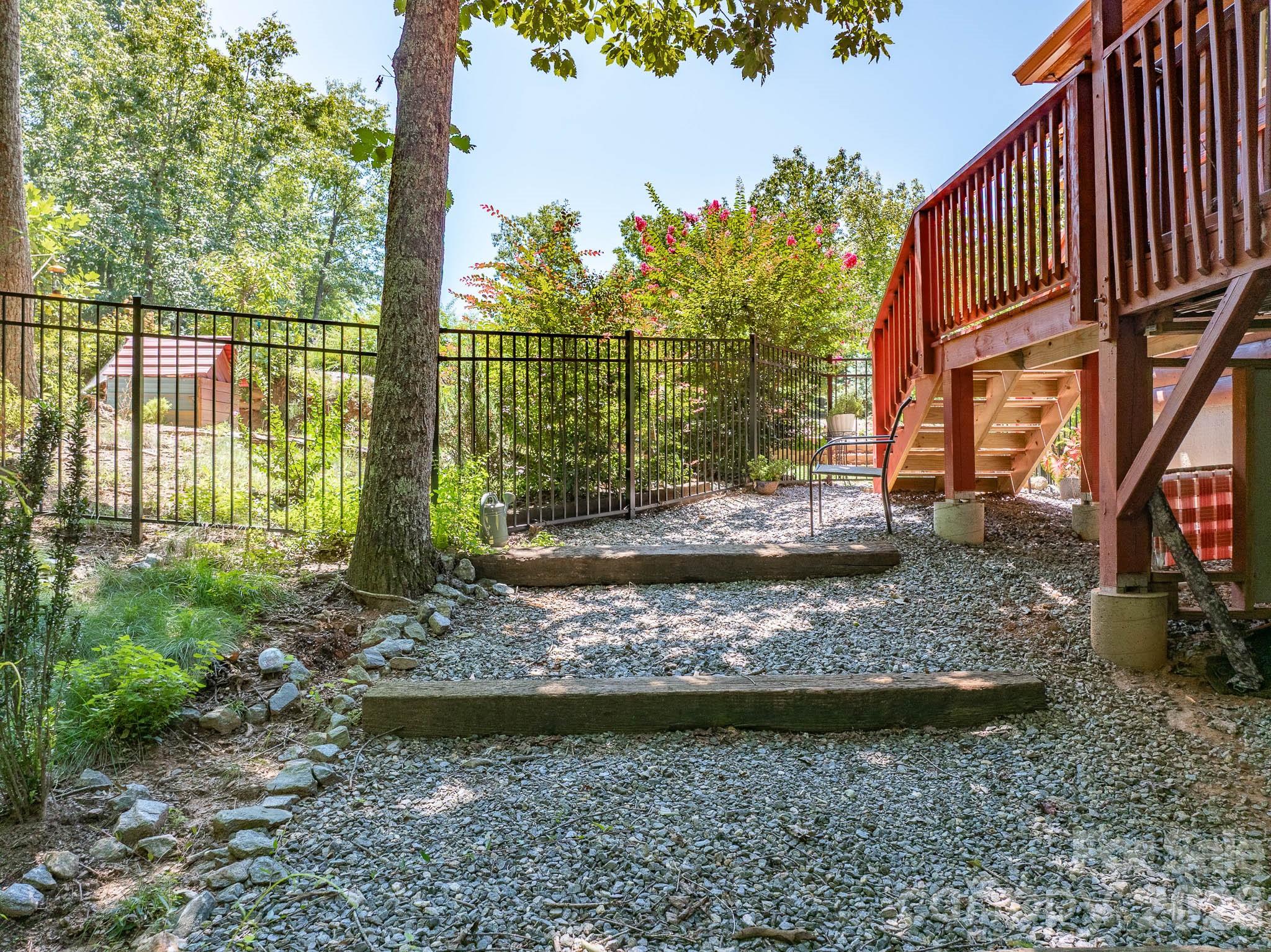 Single Family Residence at 257 Adirondack Trail, Nebo, photo 37 of 48