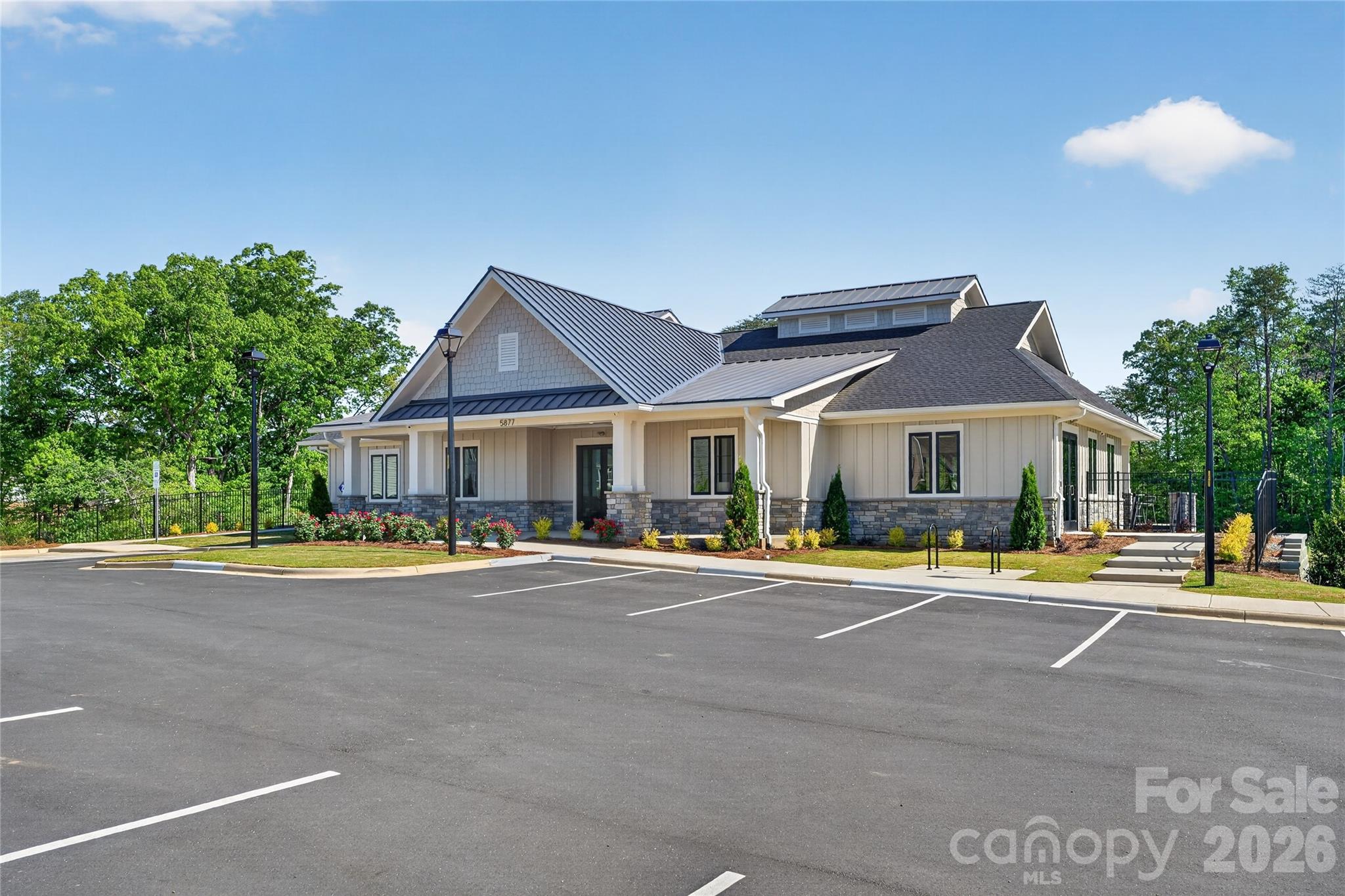 Single Family Residence at 7152 Juneberry Way, Maiden, photo 4 of 9