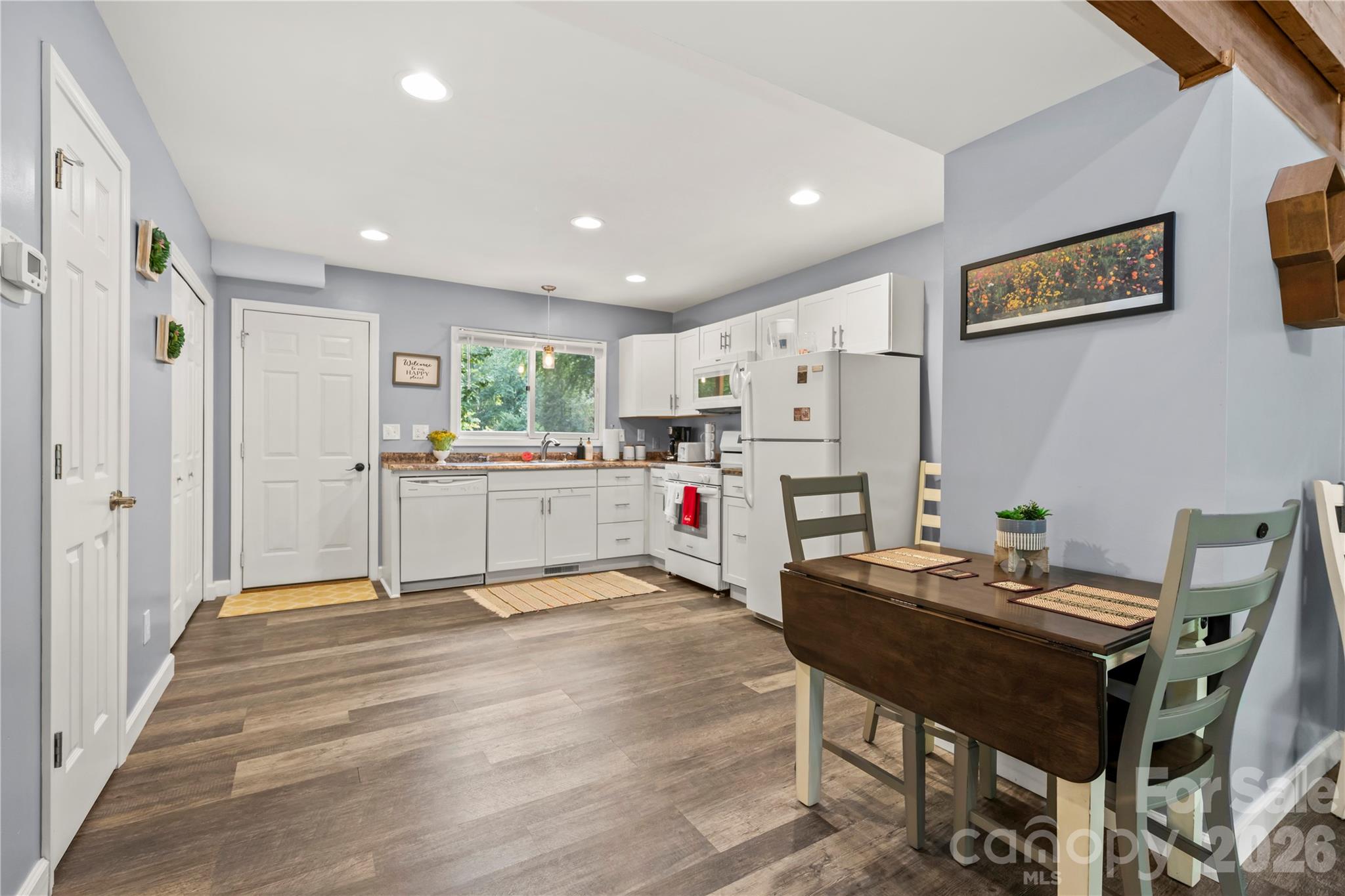 Single Family Residence at 15 N Garden Court, Fletcher, photo 5 of 22