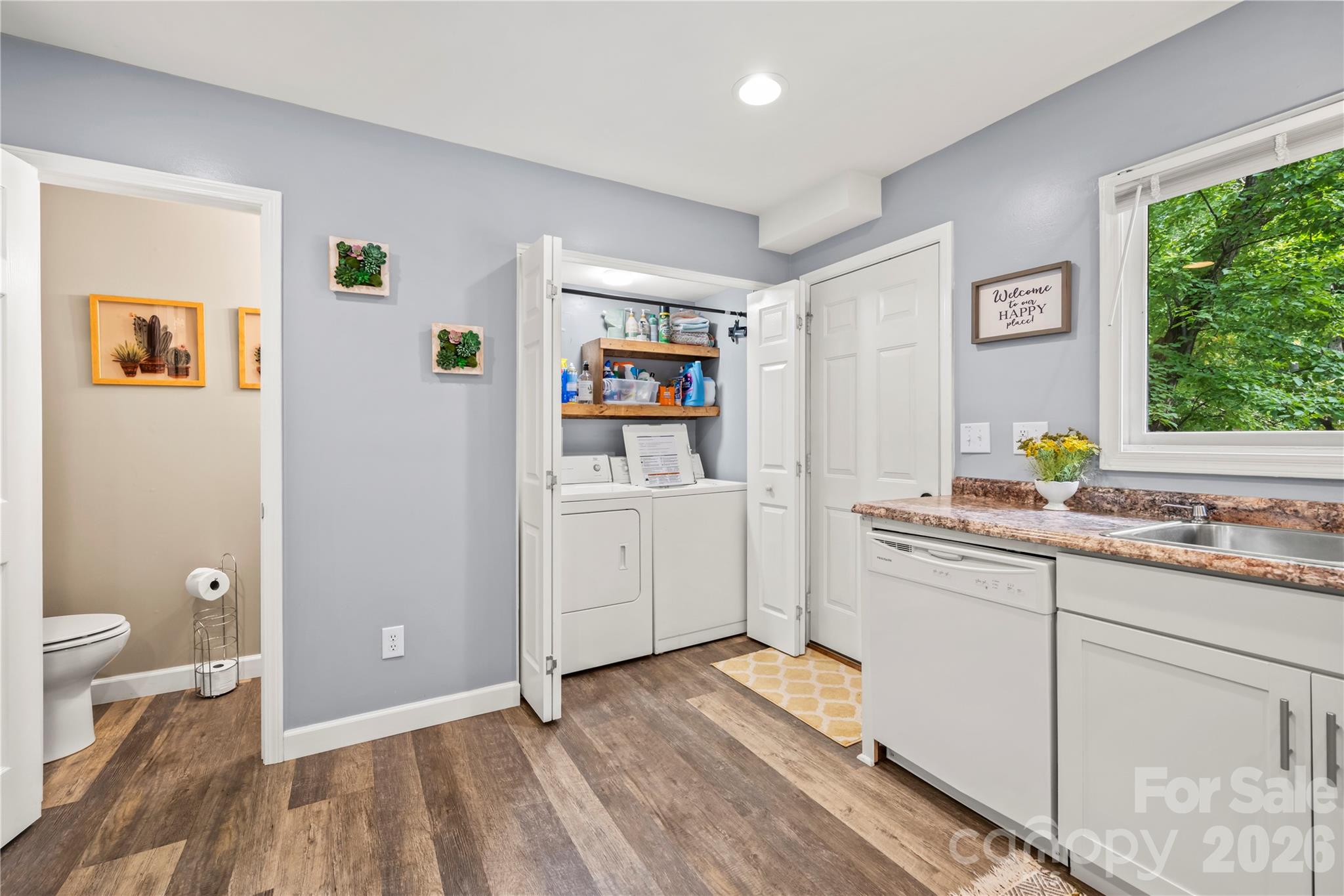 Single Family Residence at 15 N Garden Court, Fletcher, photo 13 of 22