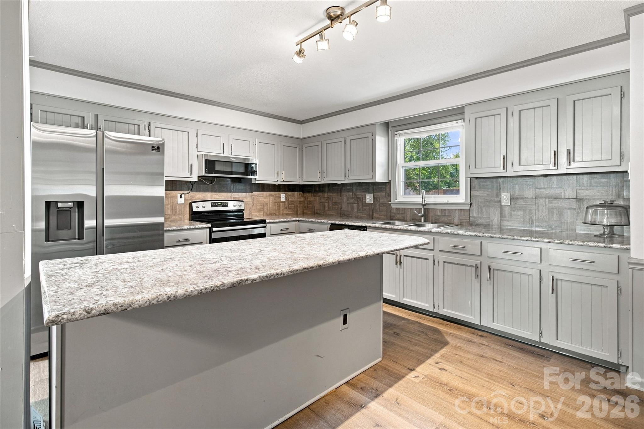 Single Family Residence at 4209 Heatherstone Drive, Gastonia, photo 12 of 24